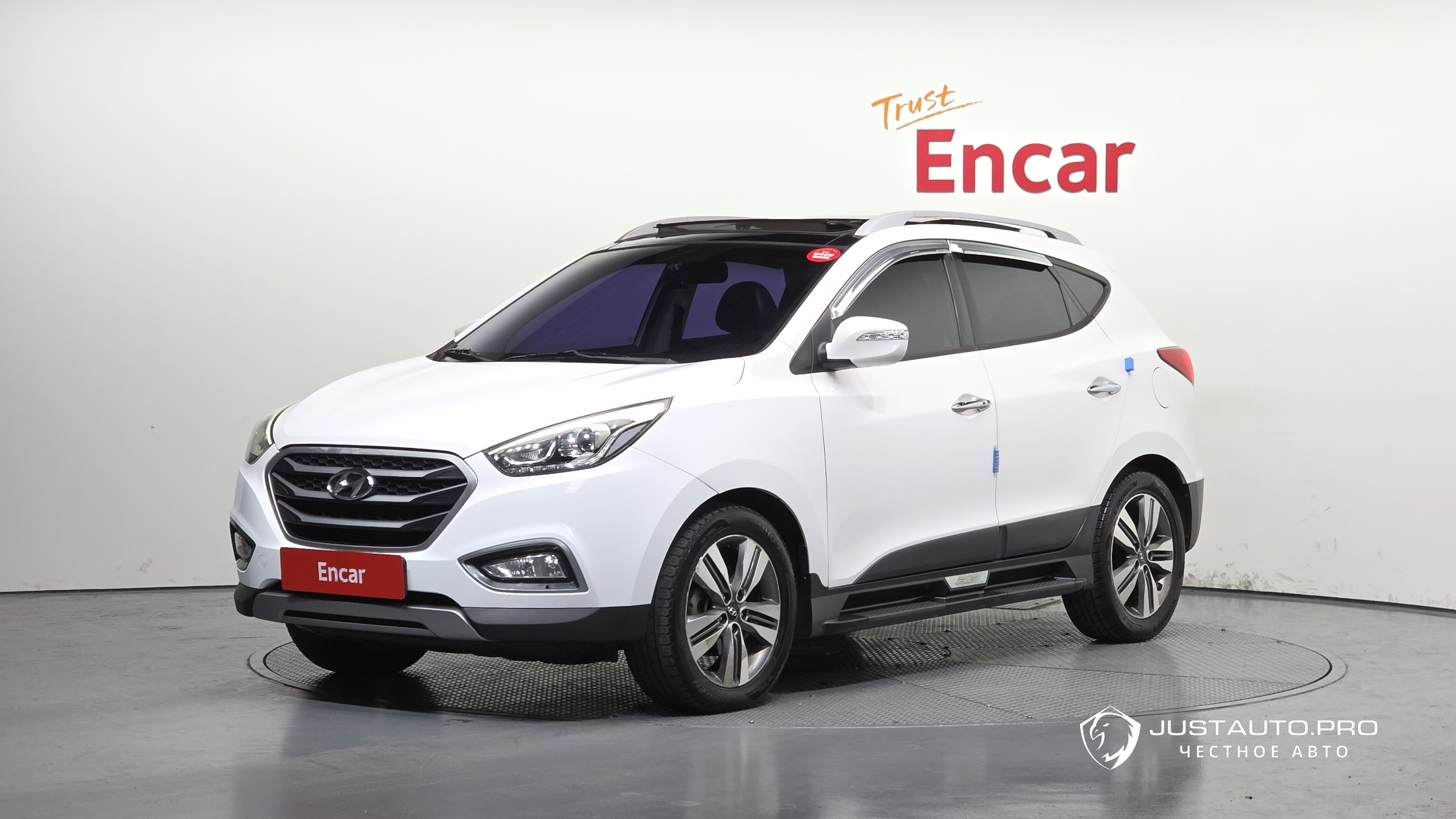Автомобиль Hyundai Tucson