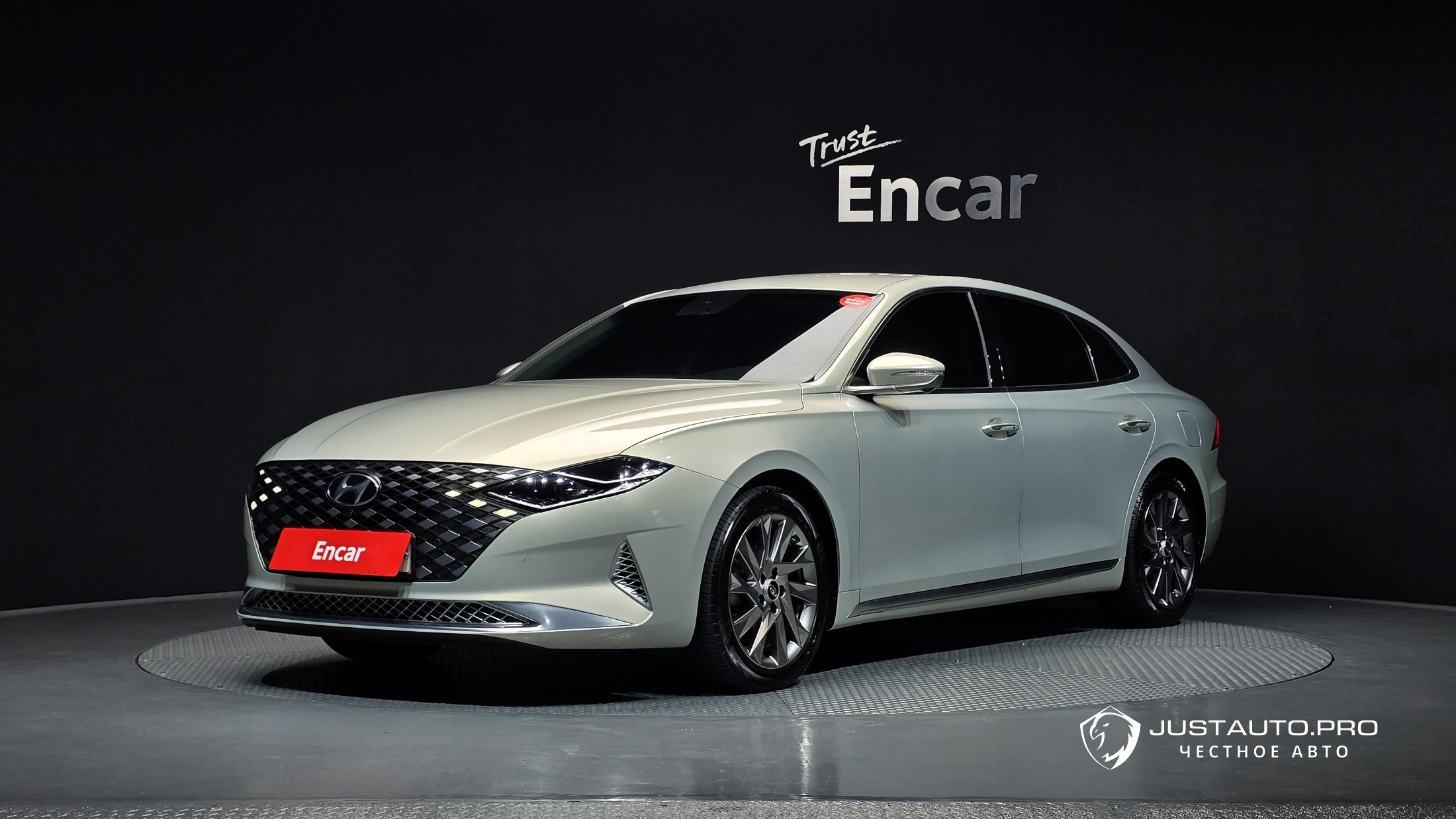 Автомобиль Hyundai Grandeur