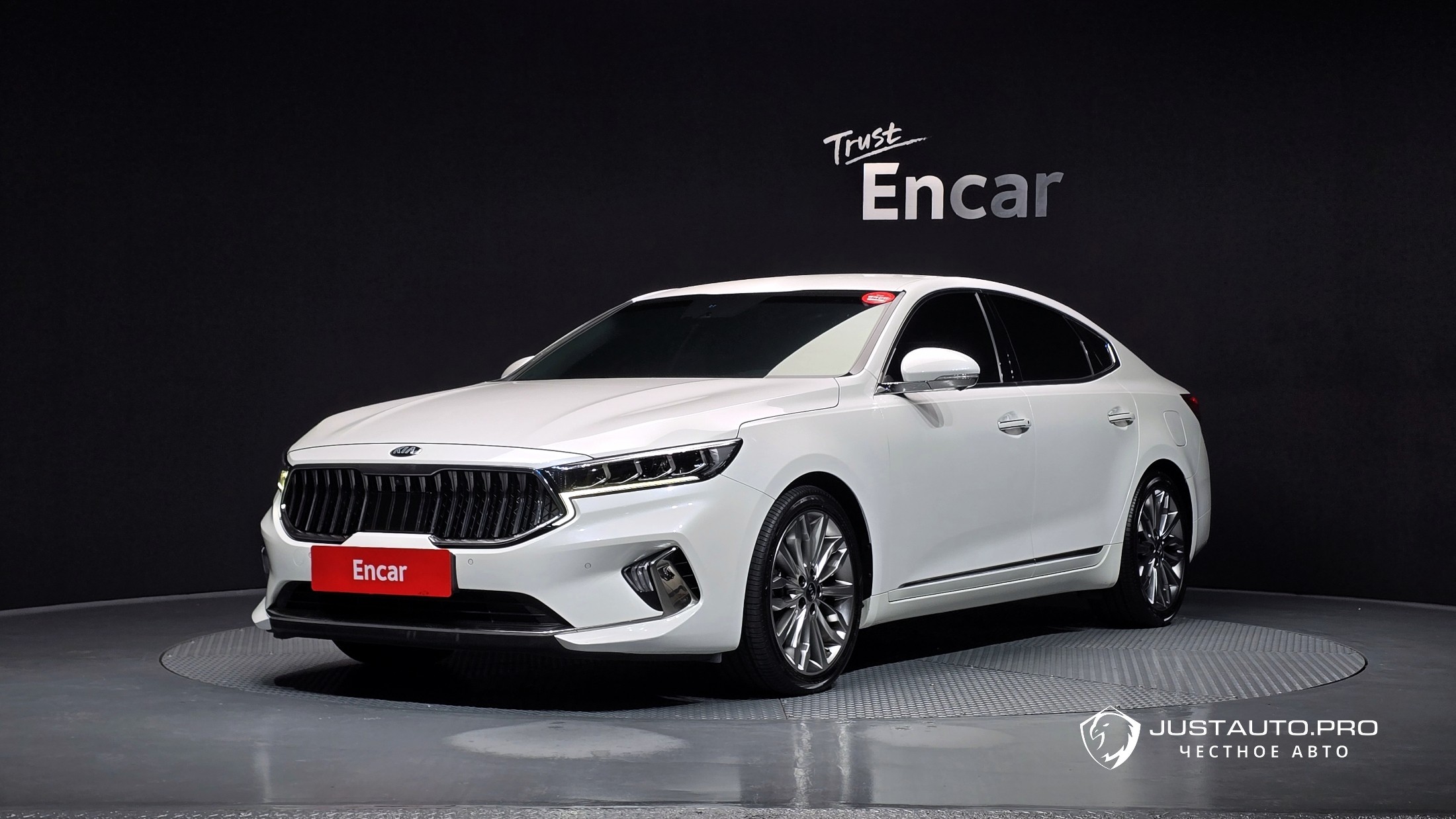 Автомобиль Kia K7