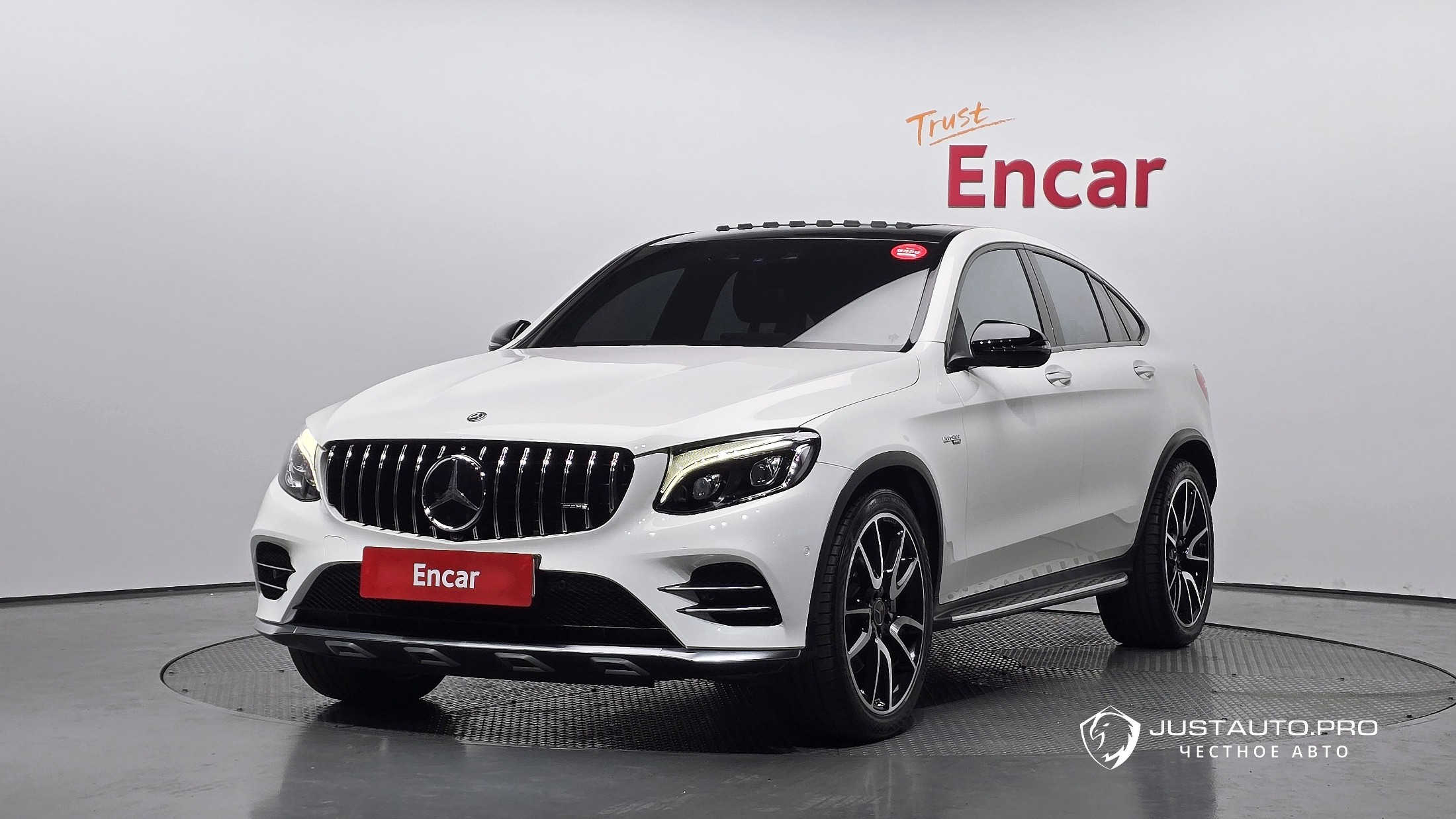Автомобиль Mercedes-Benz GLC-Class