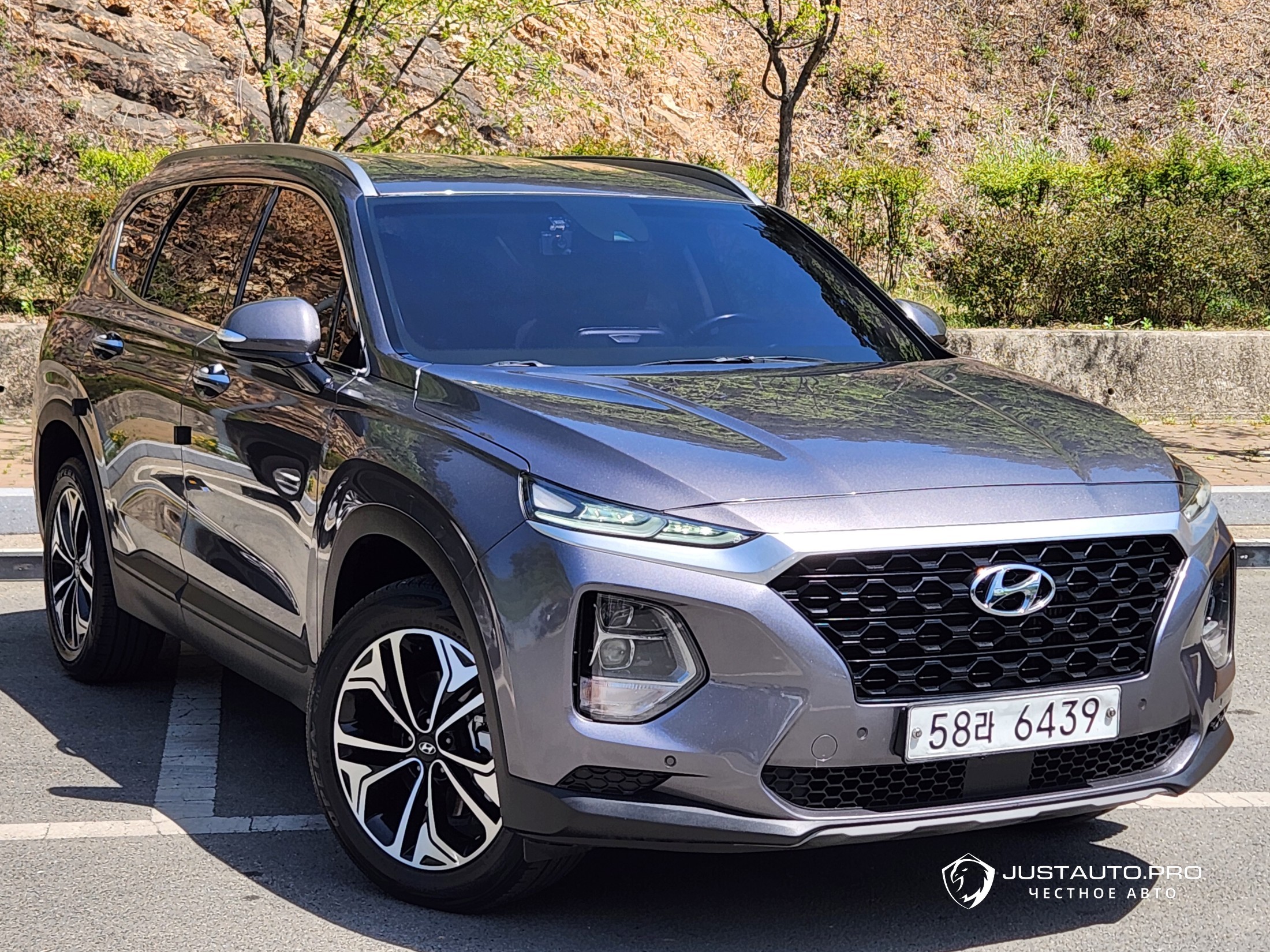 Автомобиль Hyundai Santafe