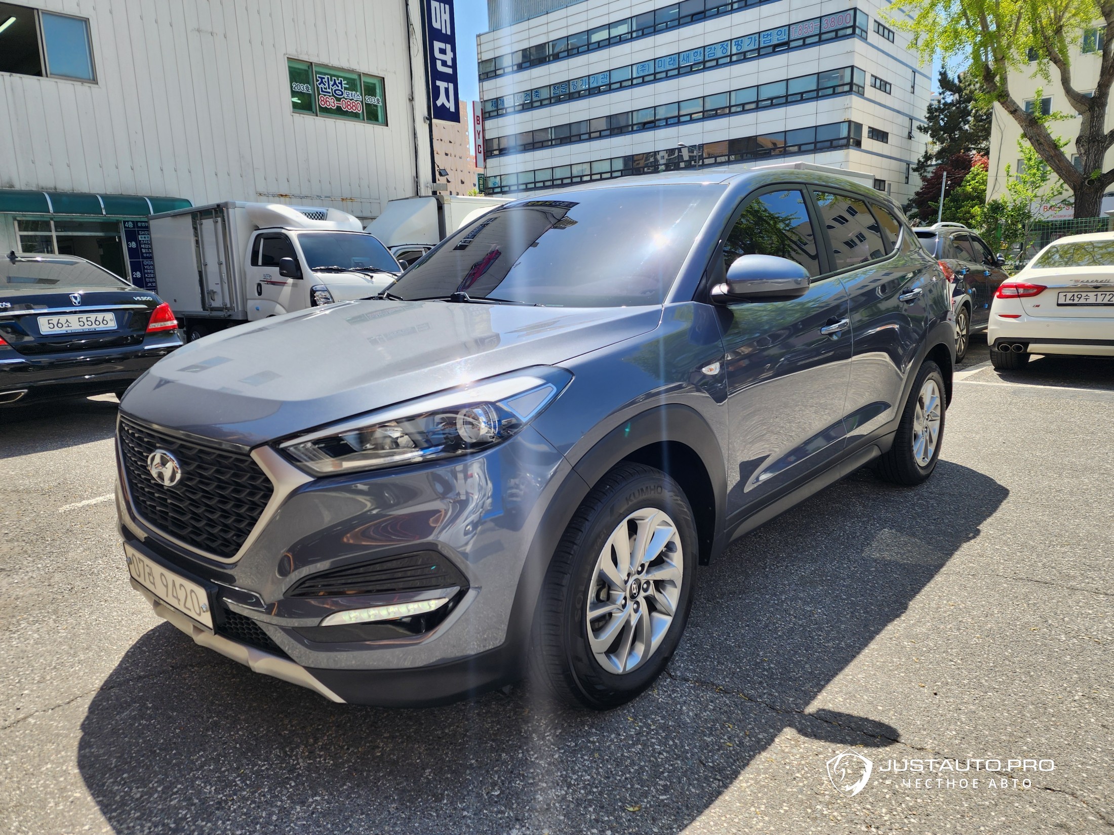 Автомобиль Hyundai Tucson