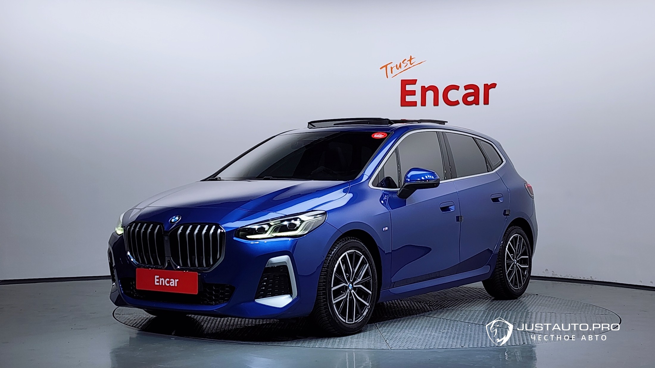 Автомобиль BMW 2-Series