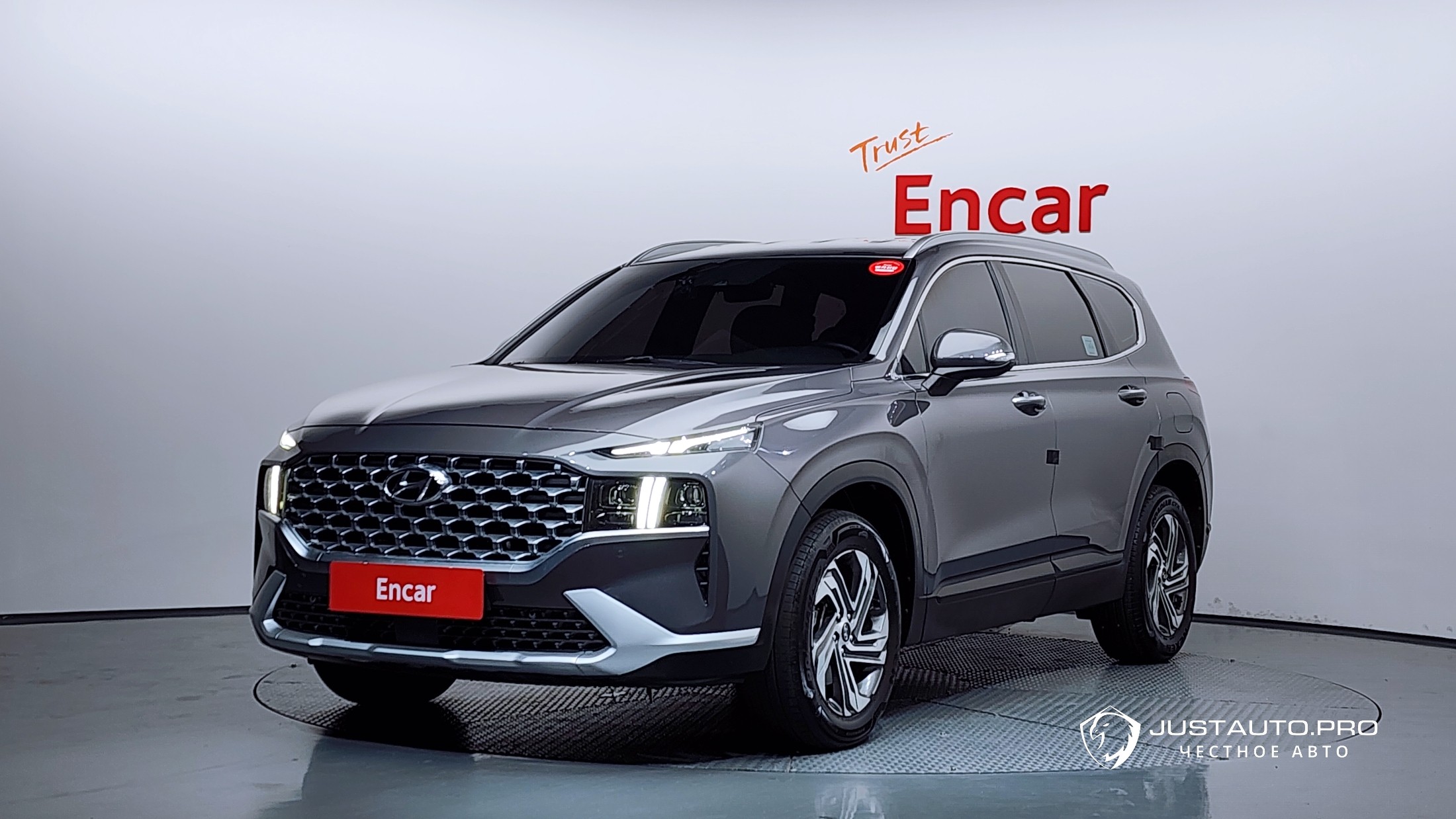 Автомобиль Hyundai Santafe