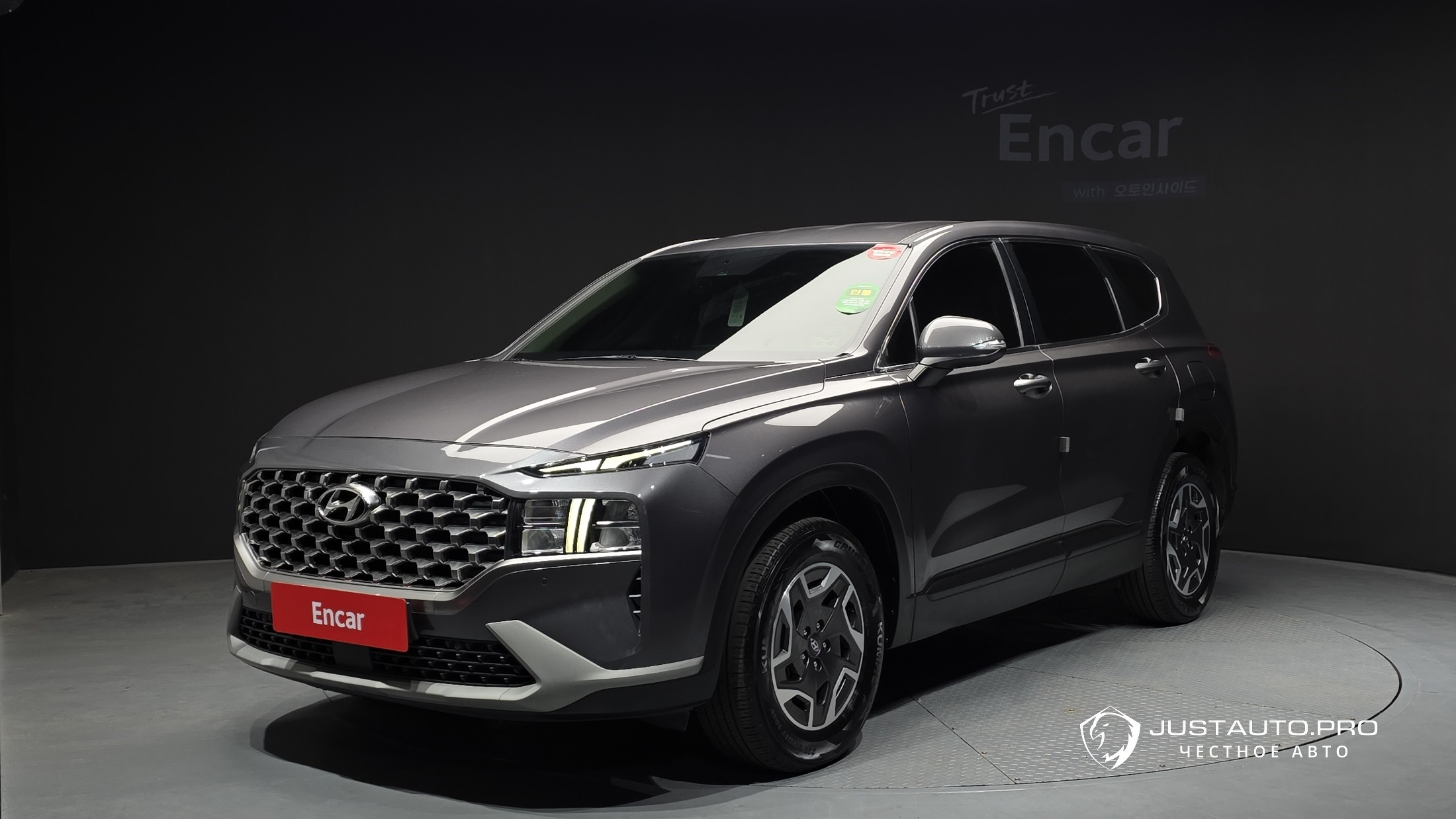 Автомобиль Hyundai Santafe
