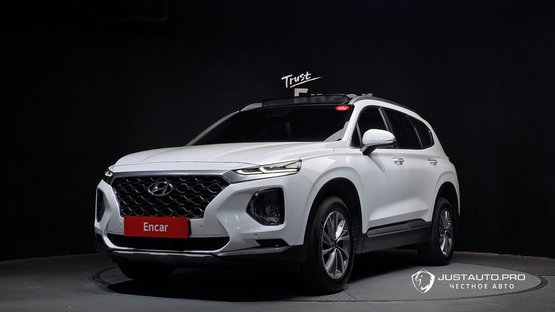 Автомобиль Hyundai Santafe