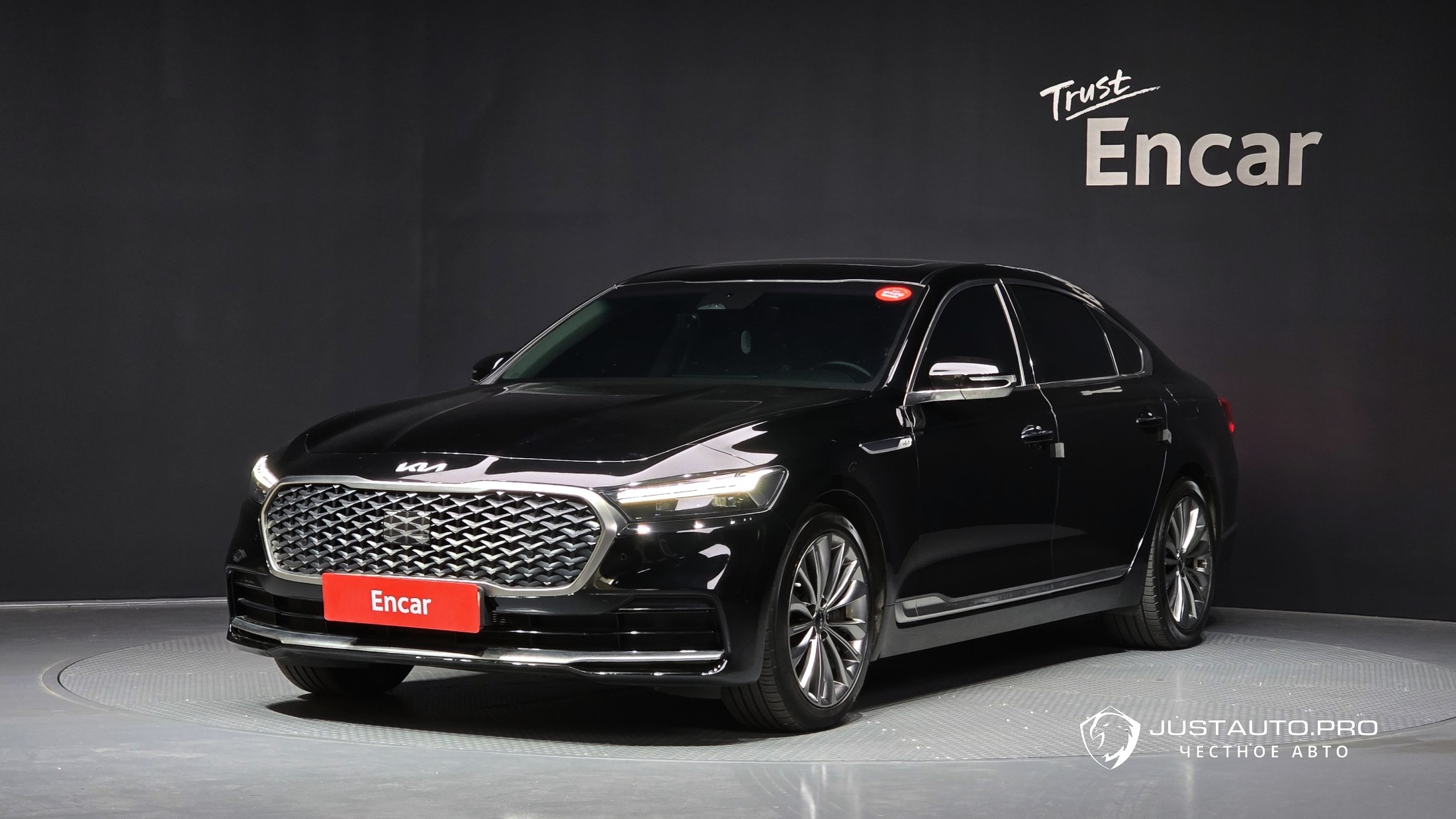 Автомобиль Kia K9