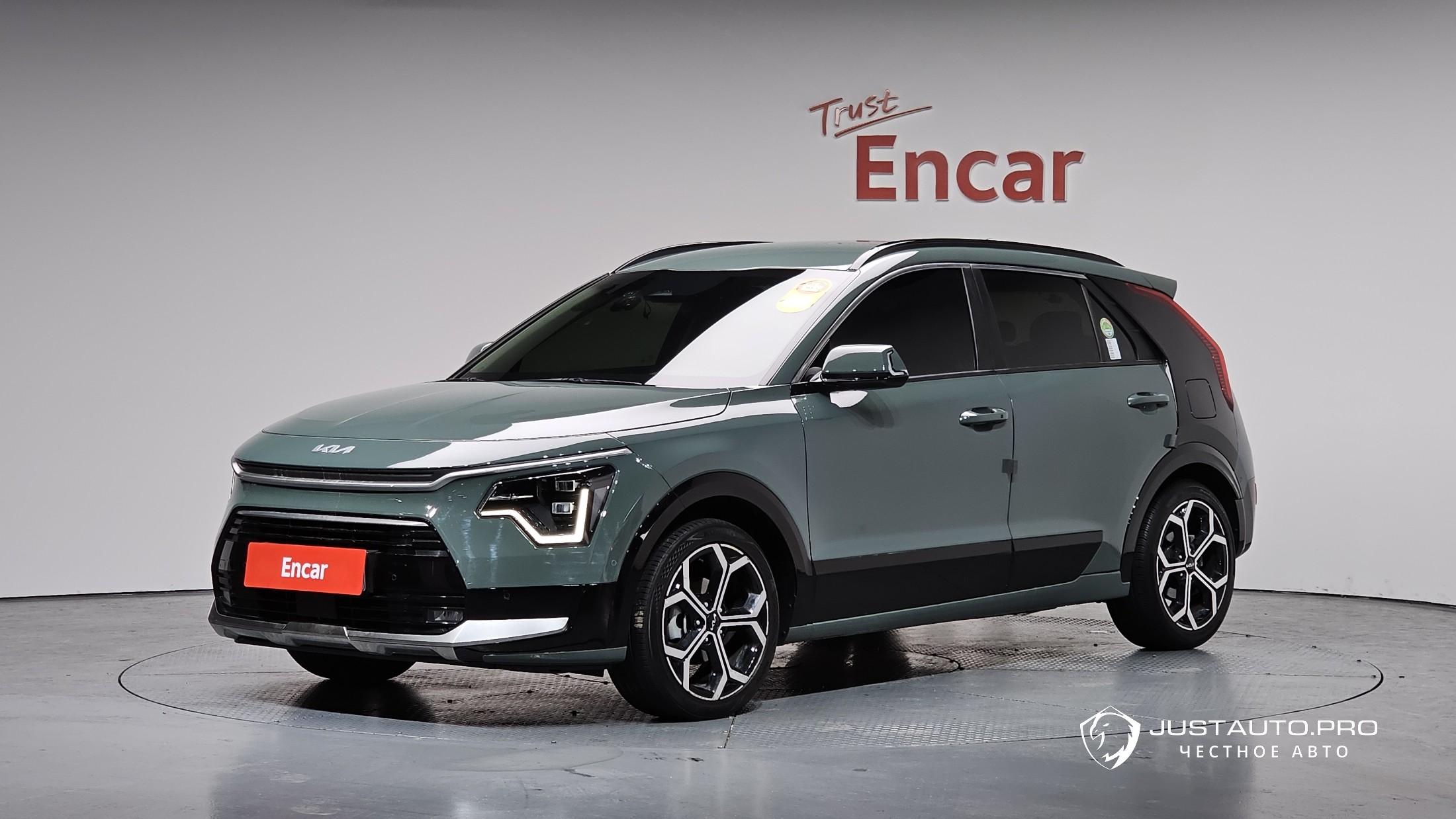 Автомобиль Kia Niro
