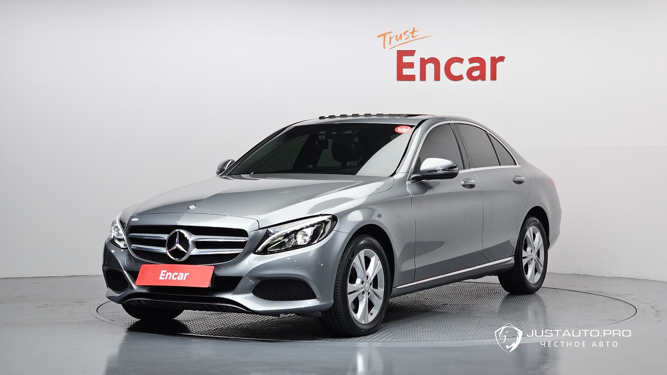 Автомобиль Mercedes-Benz C-Class
