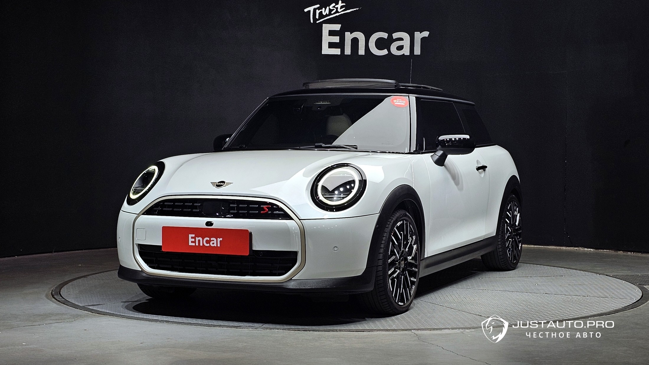 Автомобиль Mini Cooper
