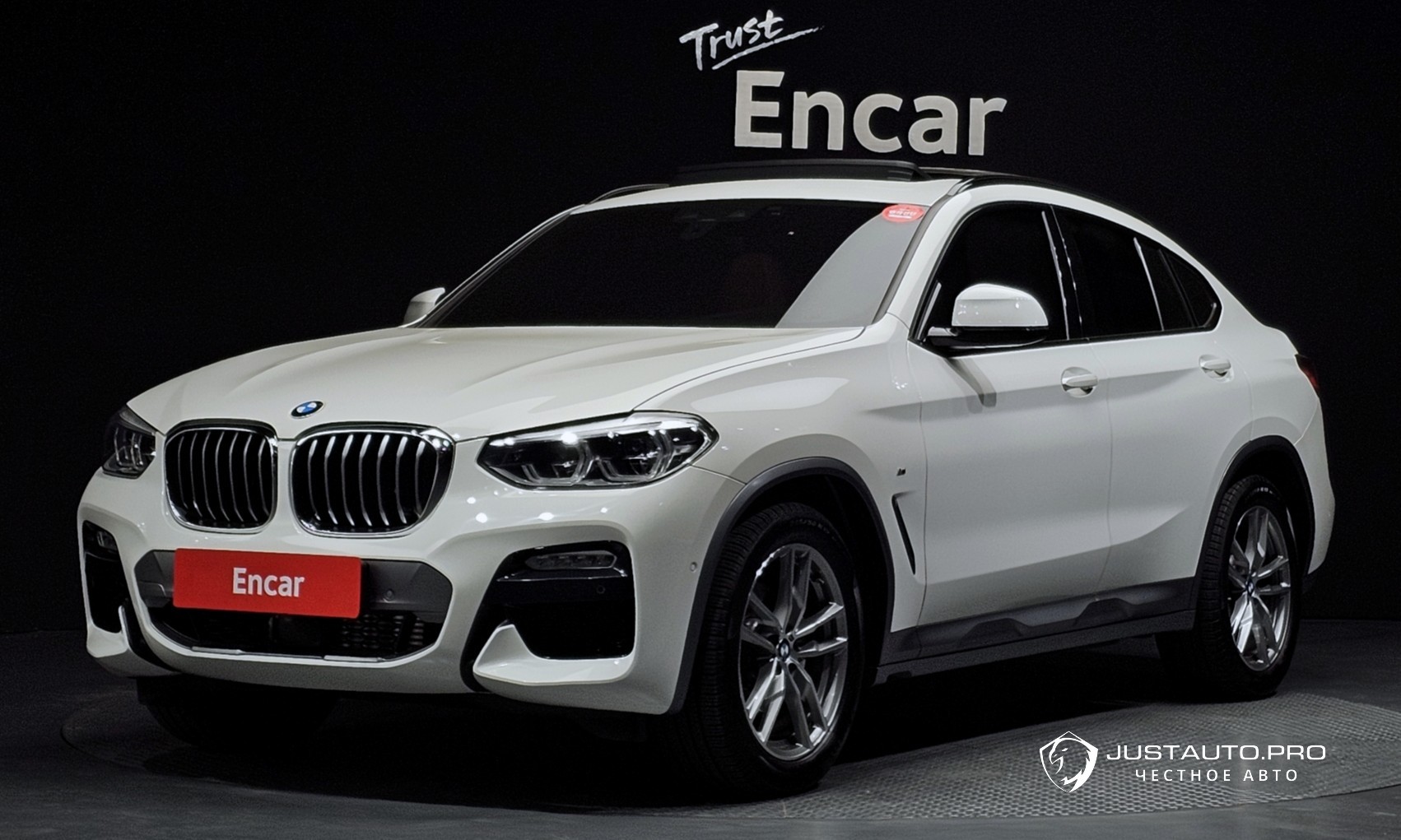Автомобиль BMW X4