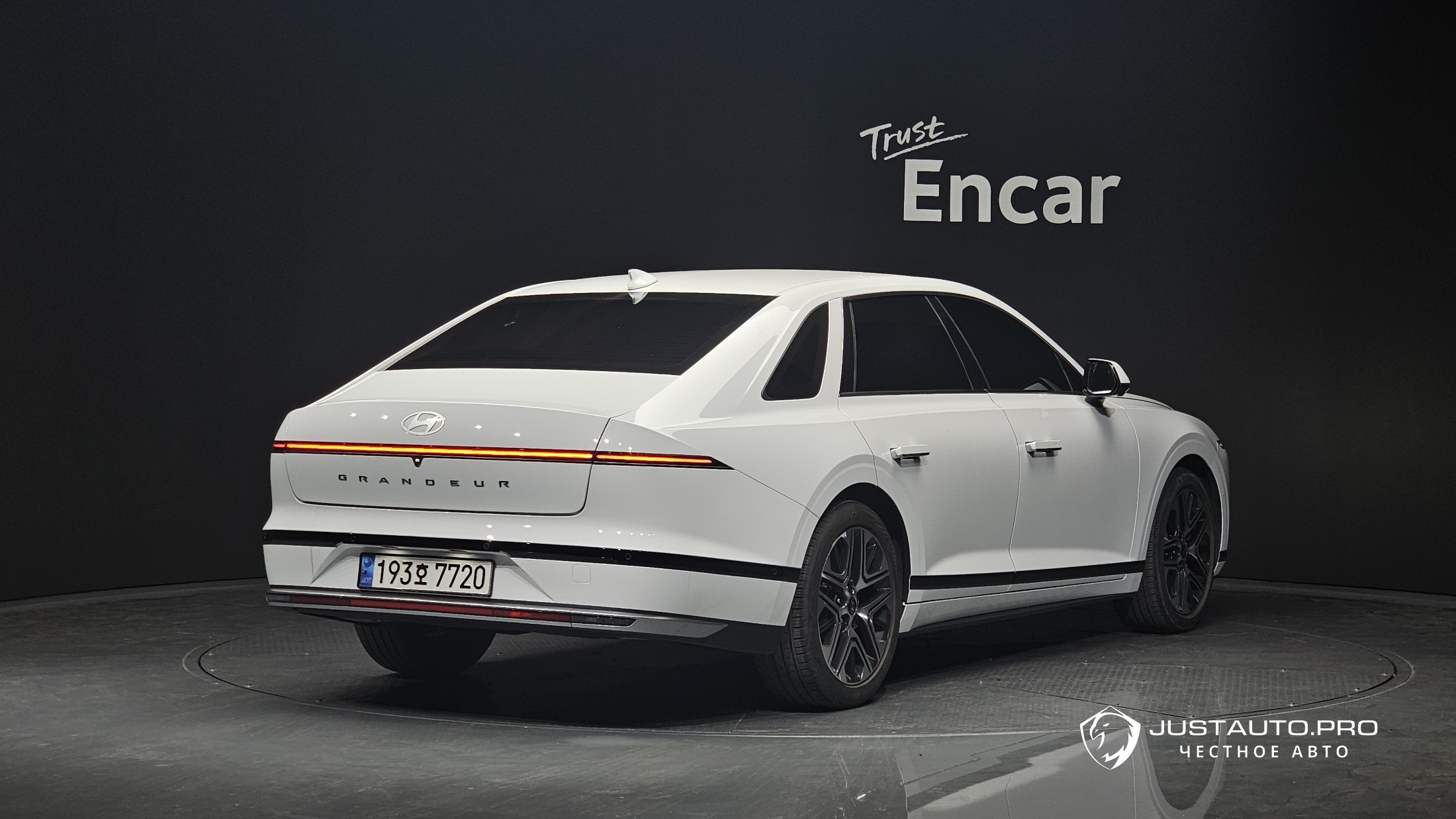 Автомобиль Hyundai Grandeur