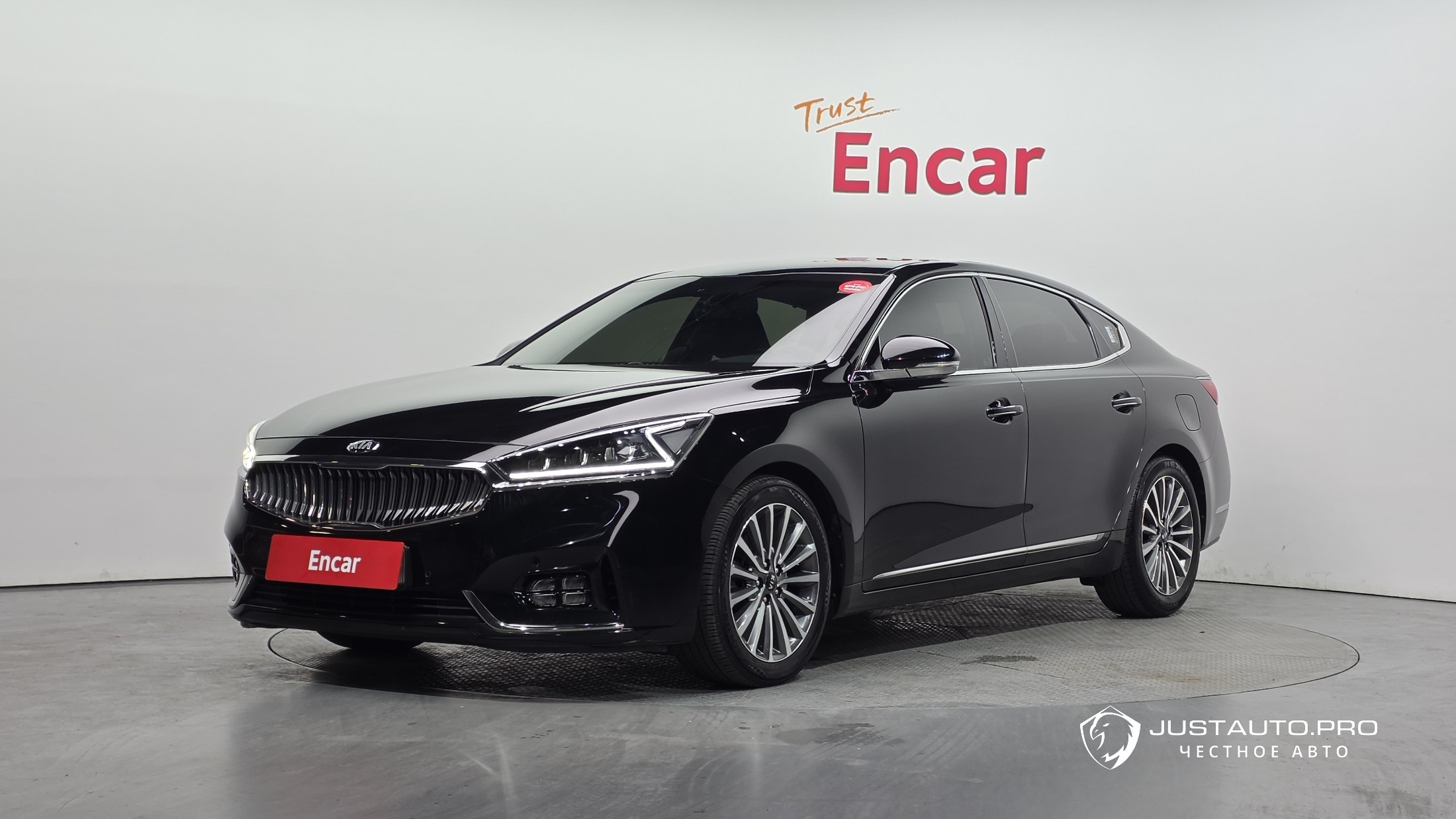 Автомобиль Kia K7