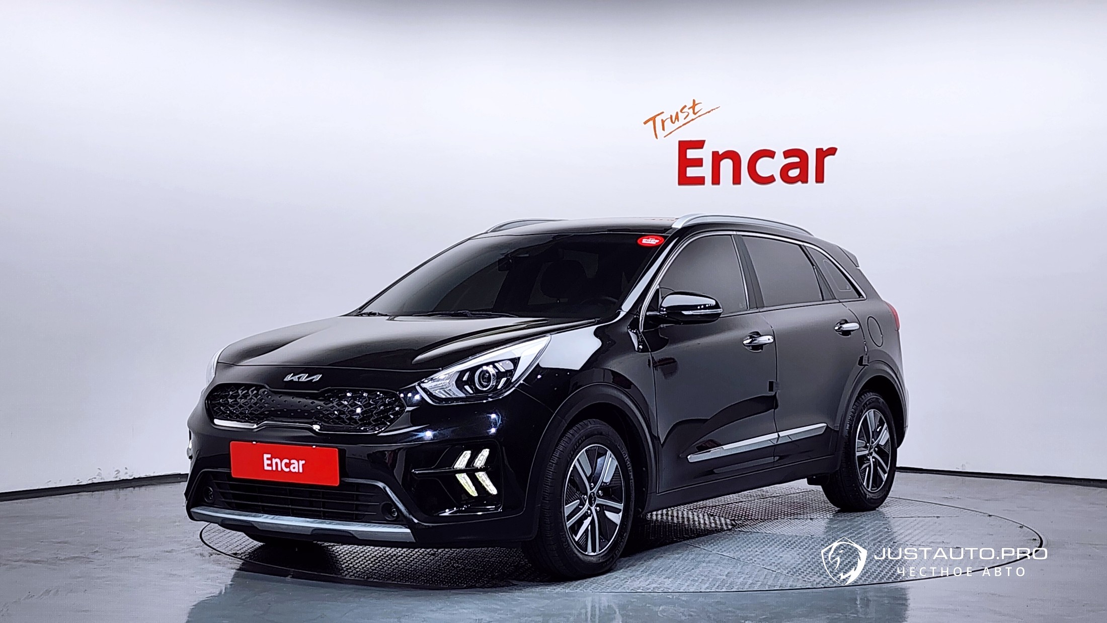 Автомобиль Kia Niro