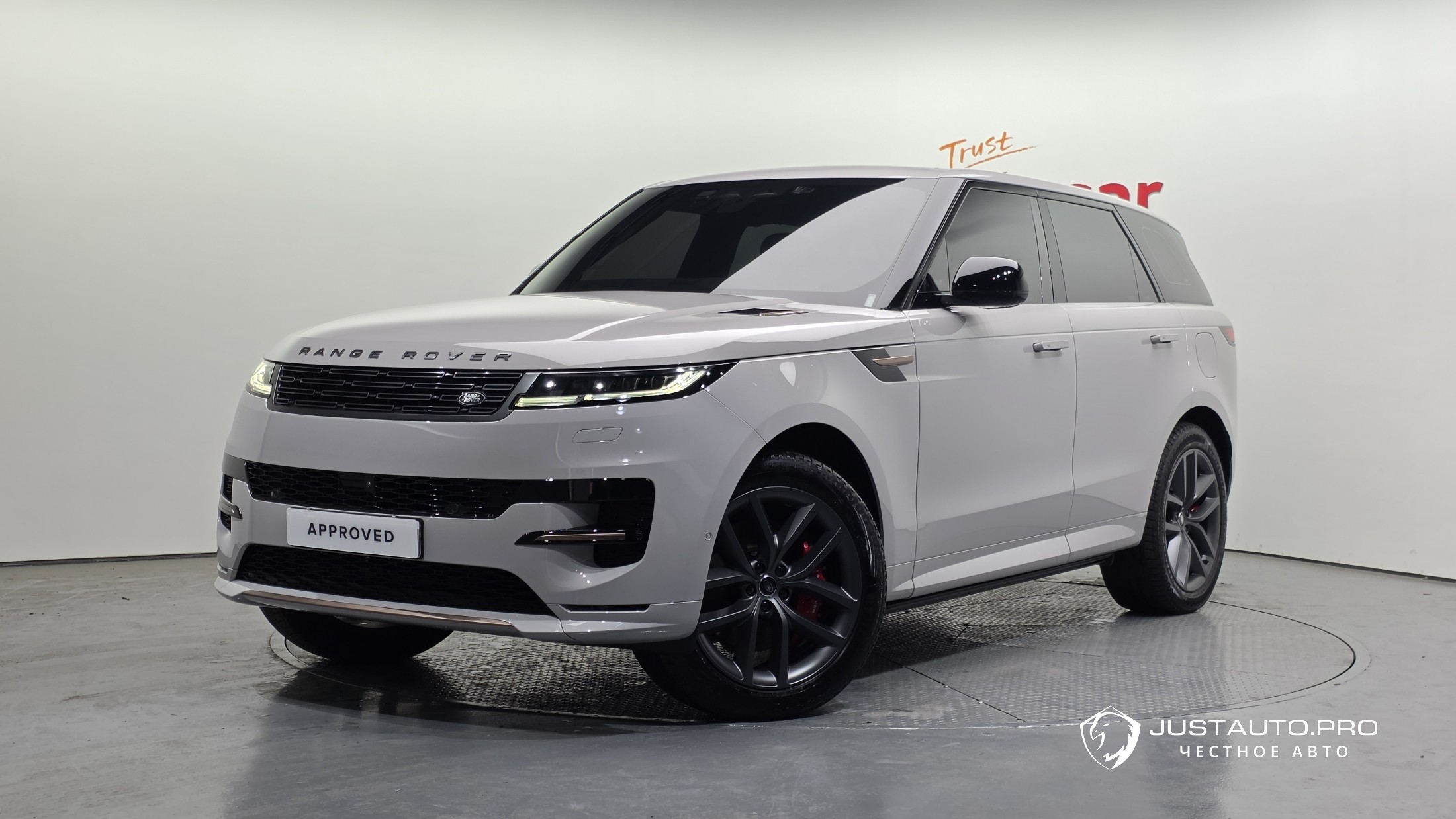 Автомобиль Land Rover Range Rover Sport