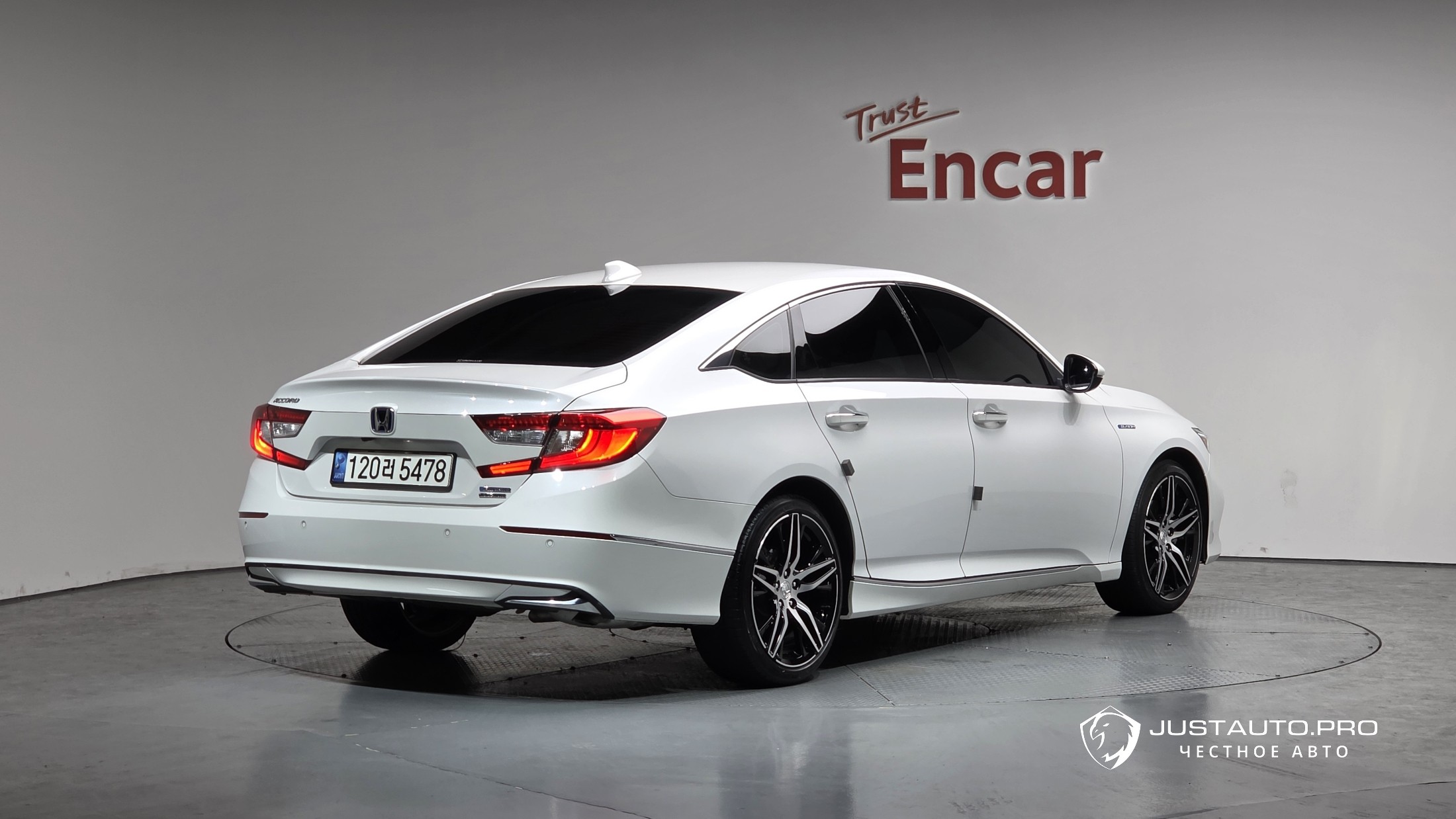 Автомобиль Honda Accord