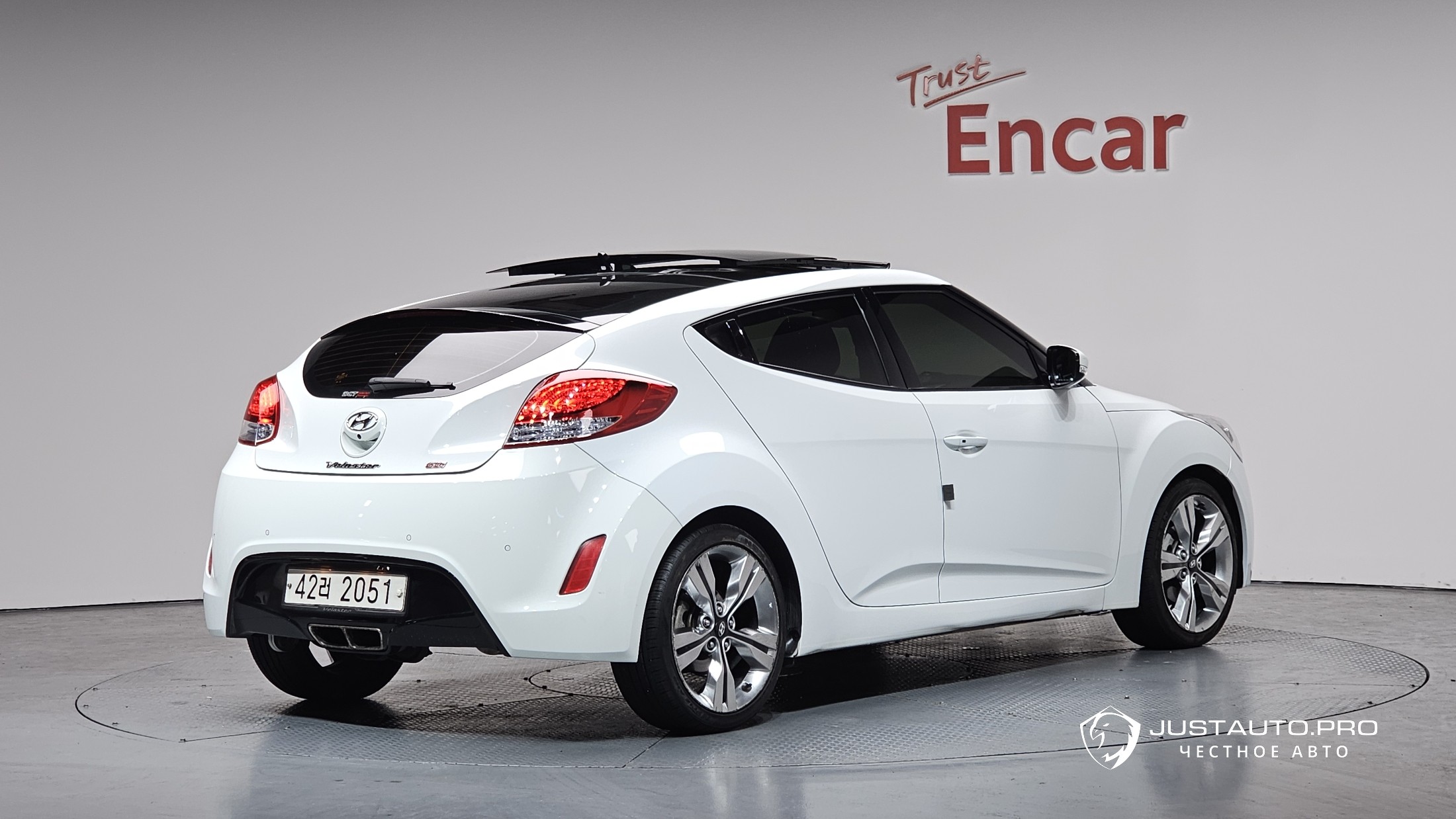 Автомобиль Hyundai Veloster