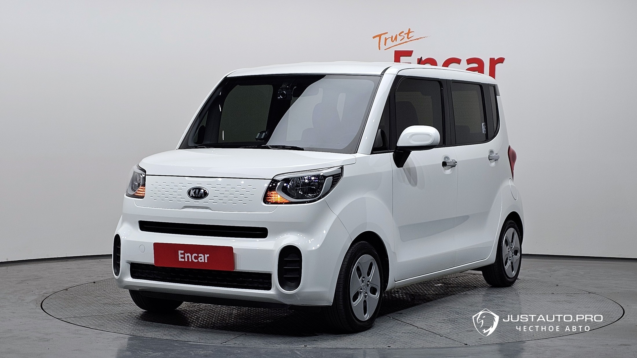 Автомобиль Kia RAY