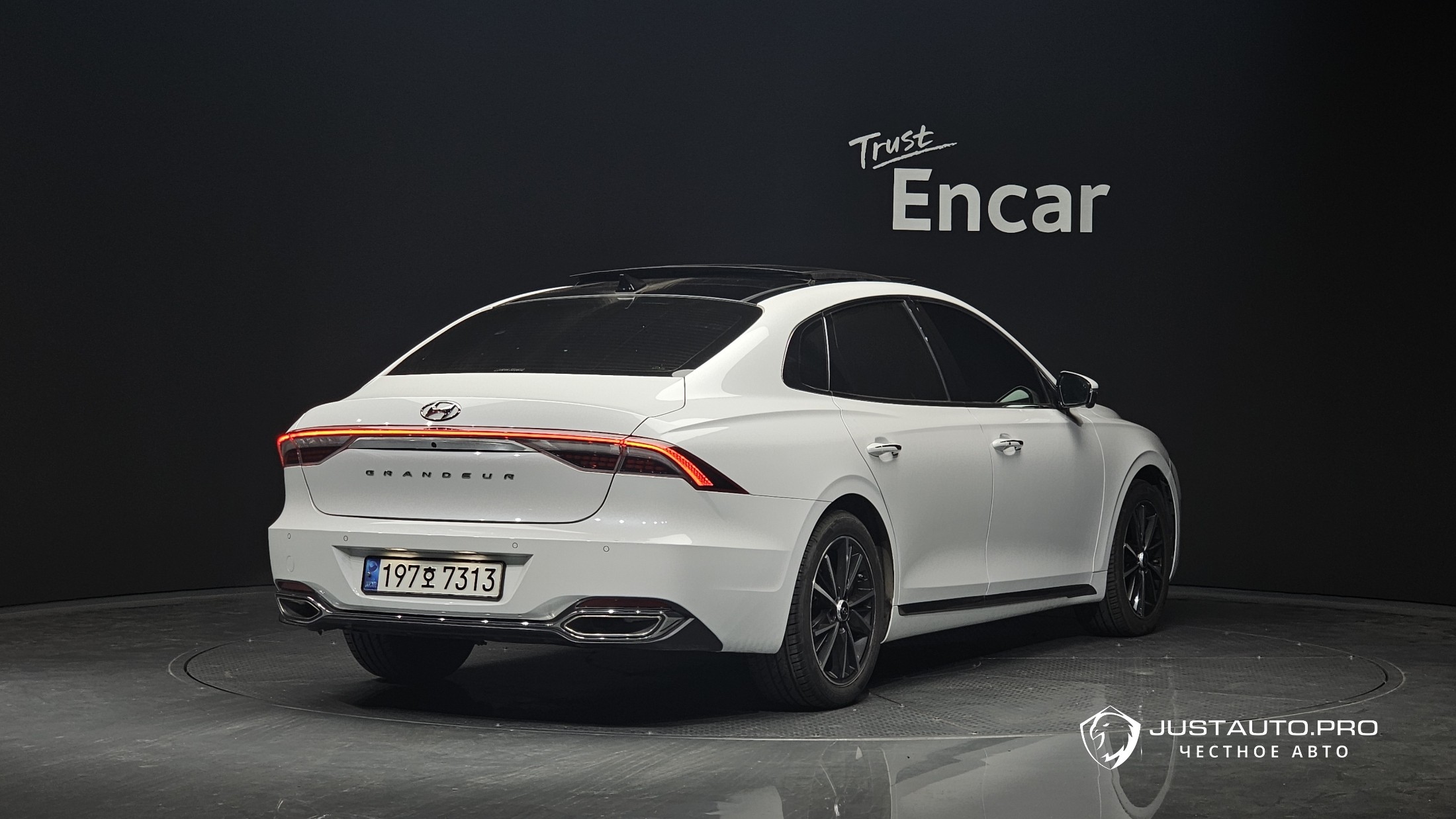 Автомобиль Hyundai Grandeur