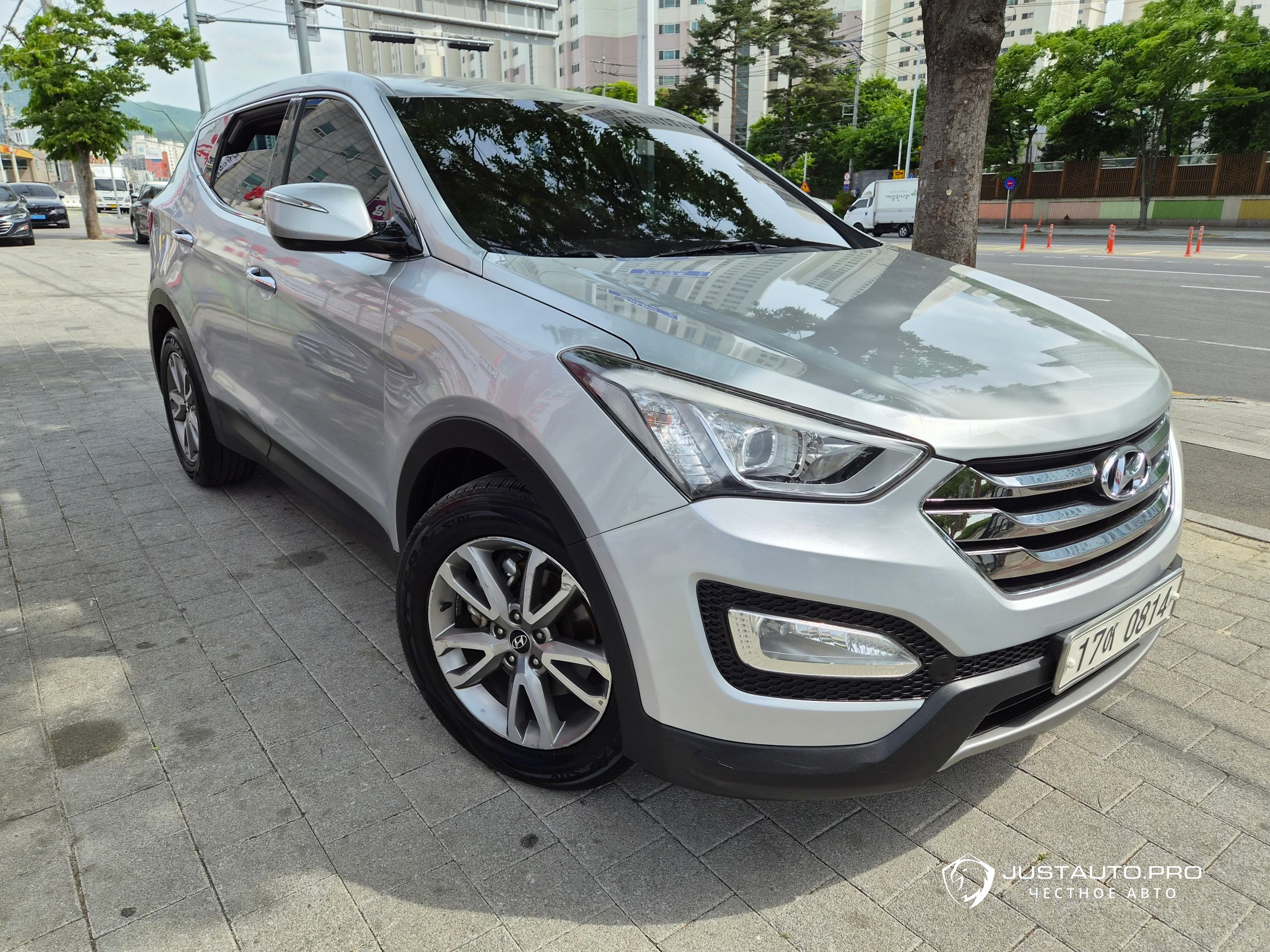 Автомобиль Hyundai Santafe