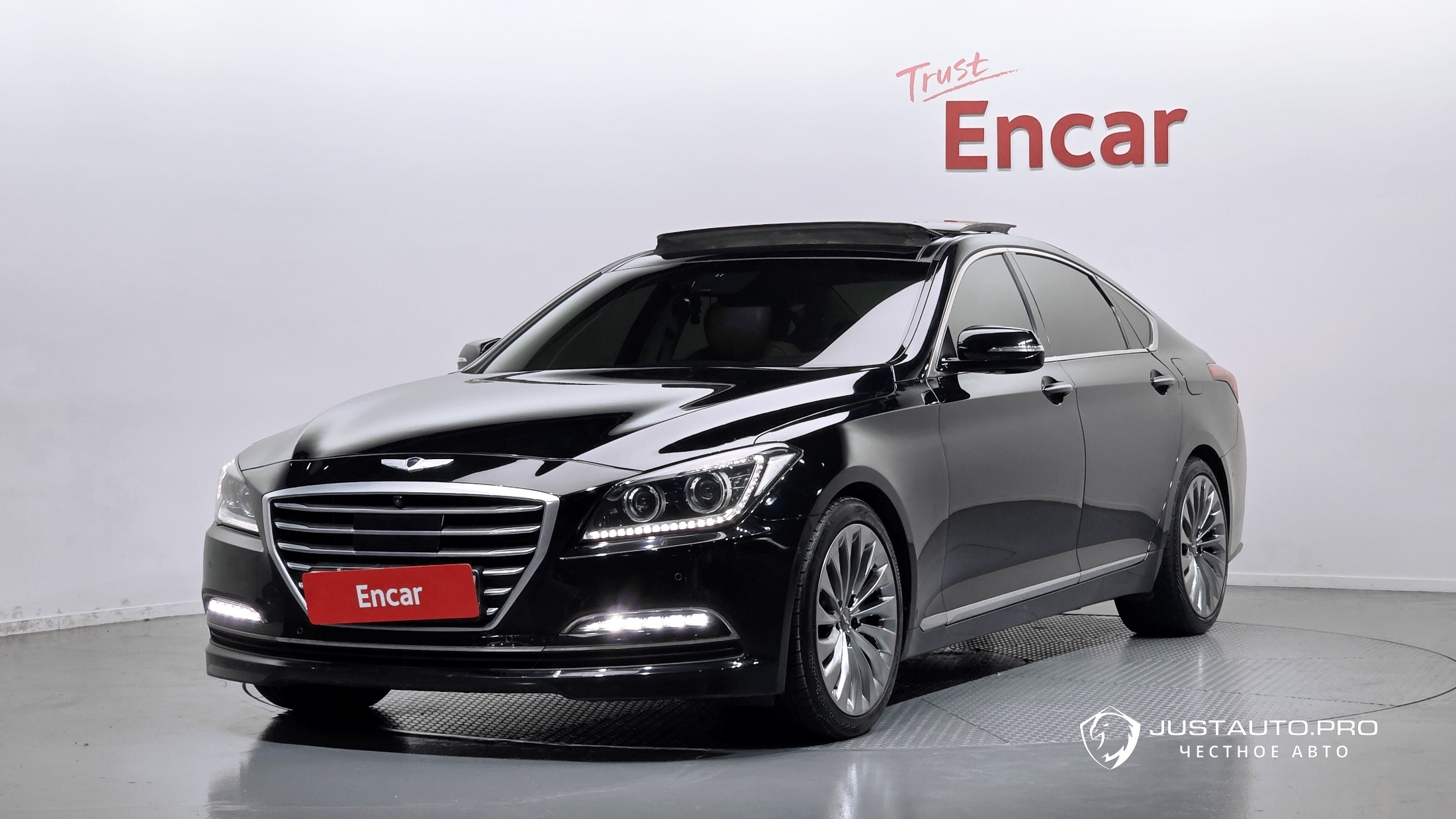 Автомобиль Hyundai Genesis