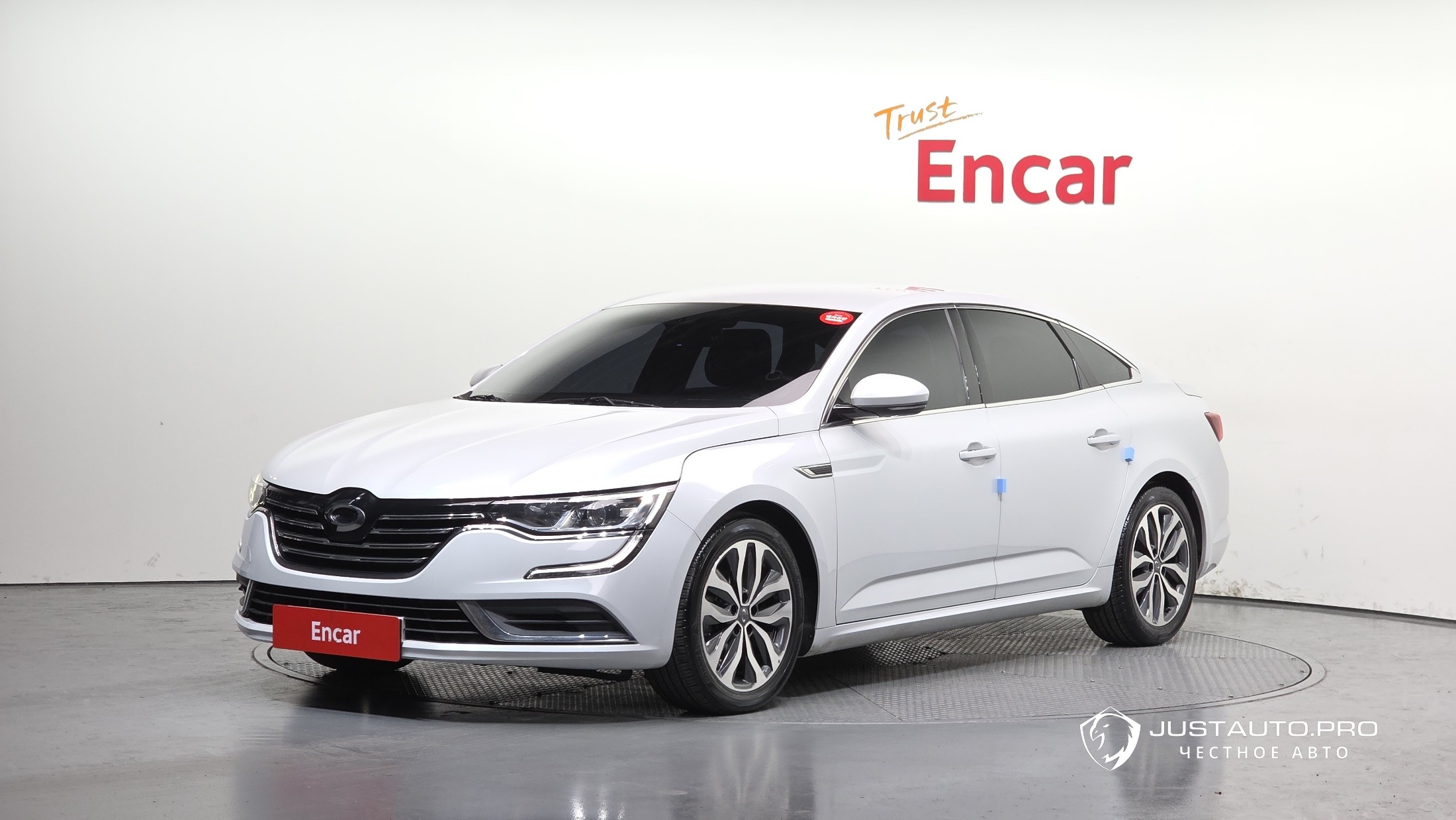 Автомобиль Renault-KoreaSamsung SM6