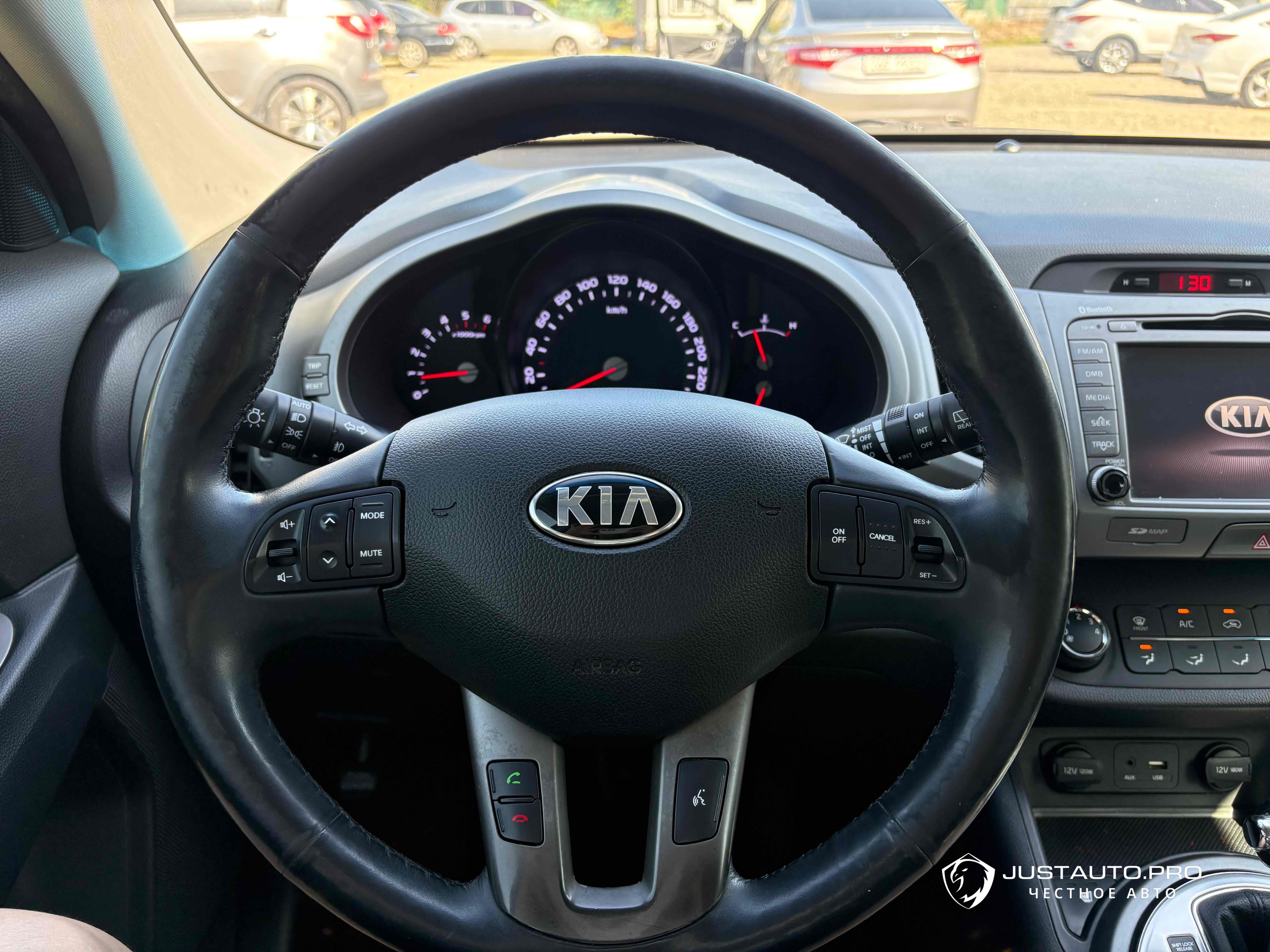 Автомобиль Kia Sportage