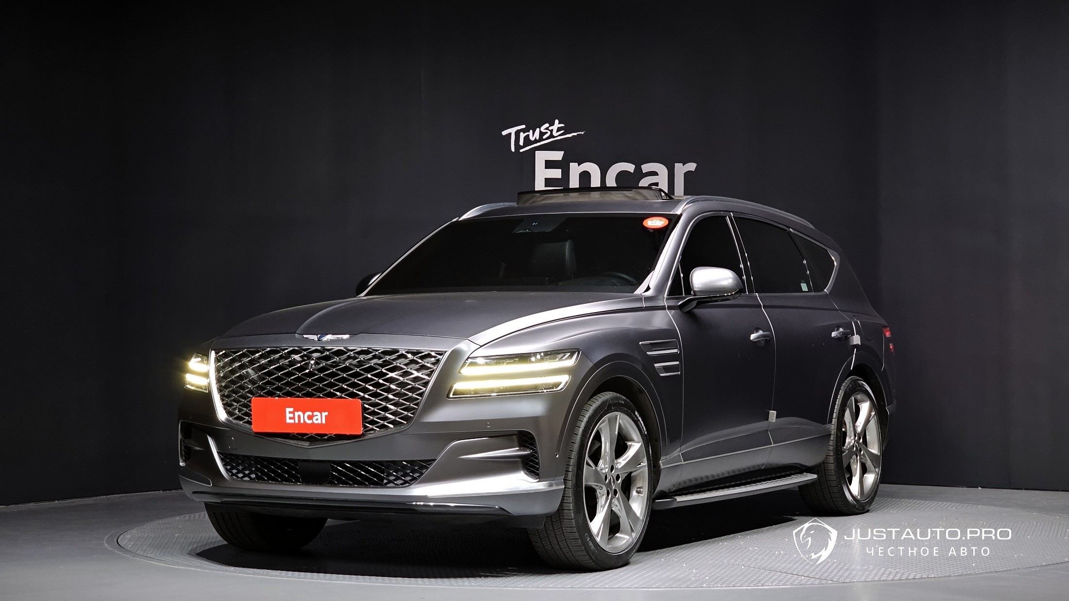 Автомобиль Genesis GV80