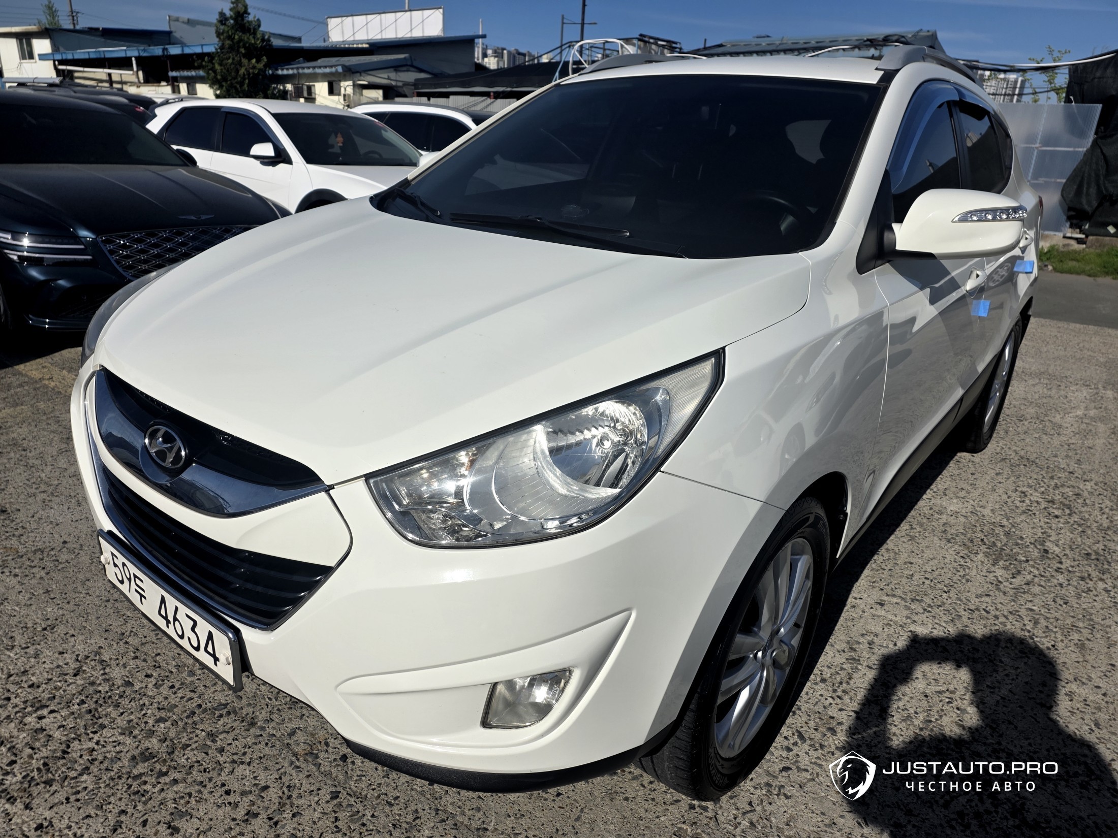 Автомобиль Hyundai Tucson