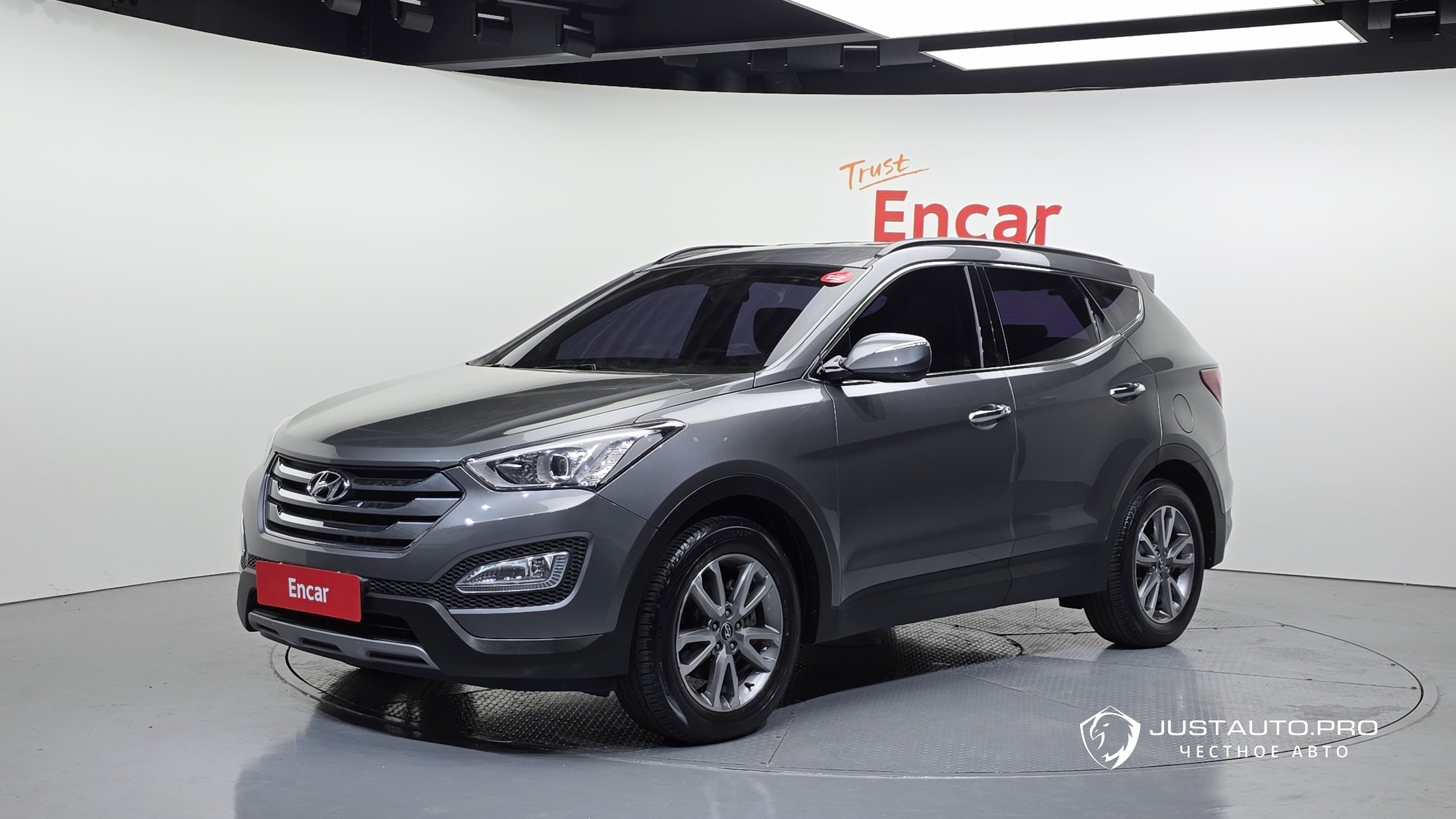 Автомобиль Hyundai Santafe