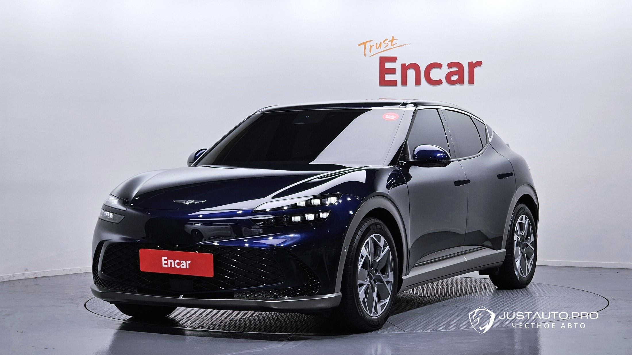 Автомобиль Genesis GV60