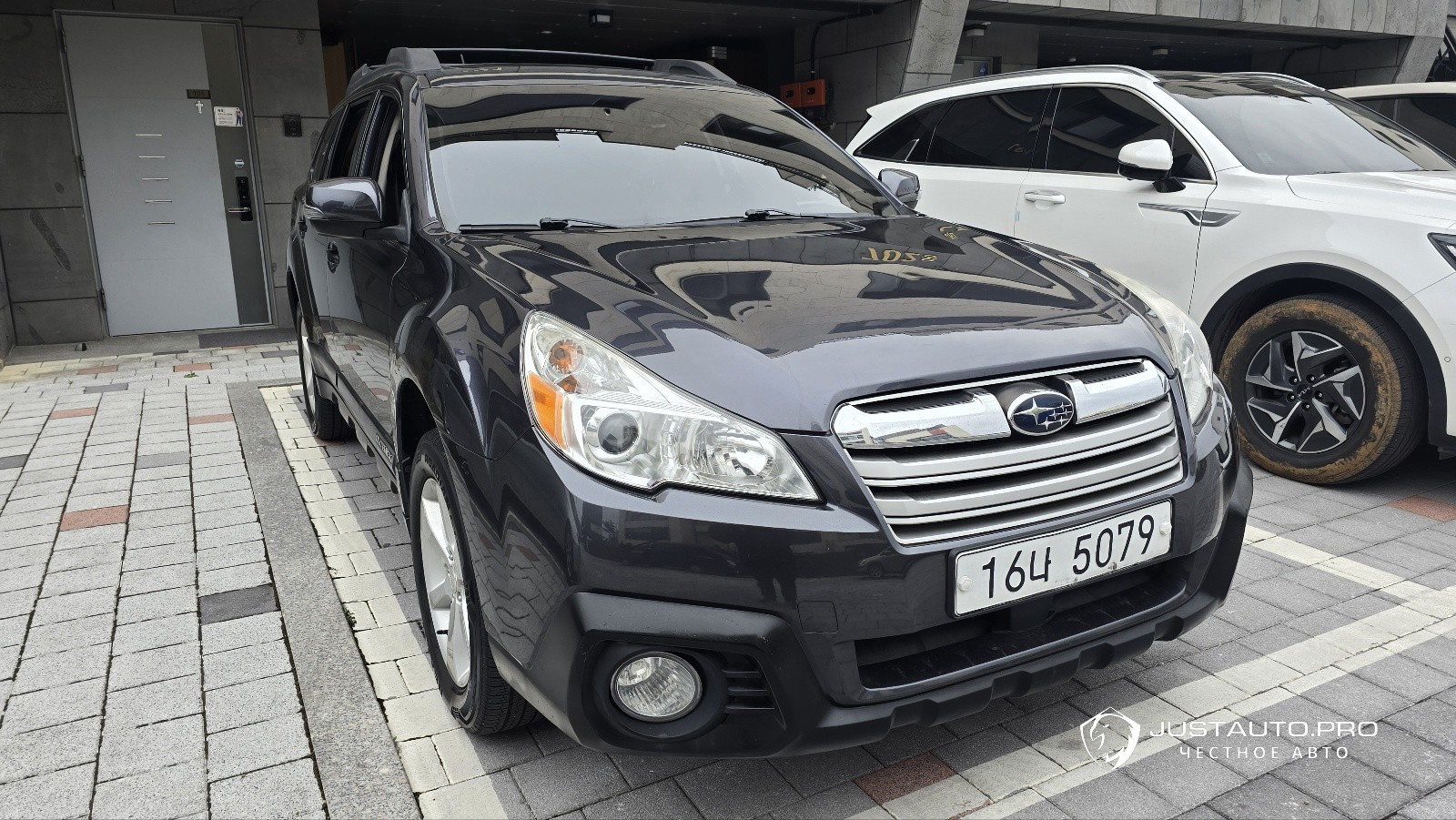 Автомобиль Subaru Outback