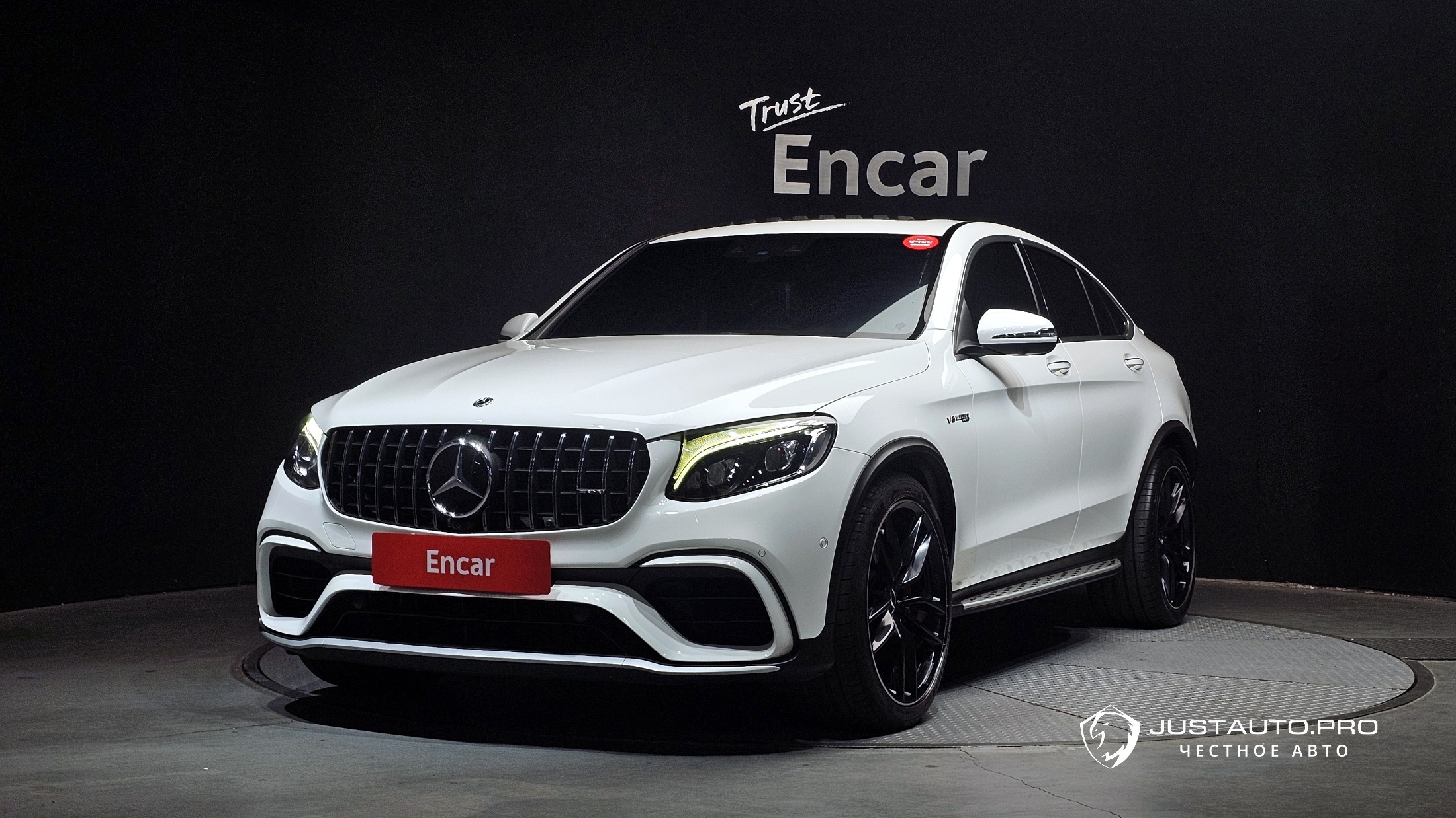 Автомобиль Mercedes-Benz GLC-Class