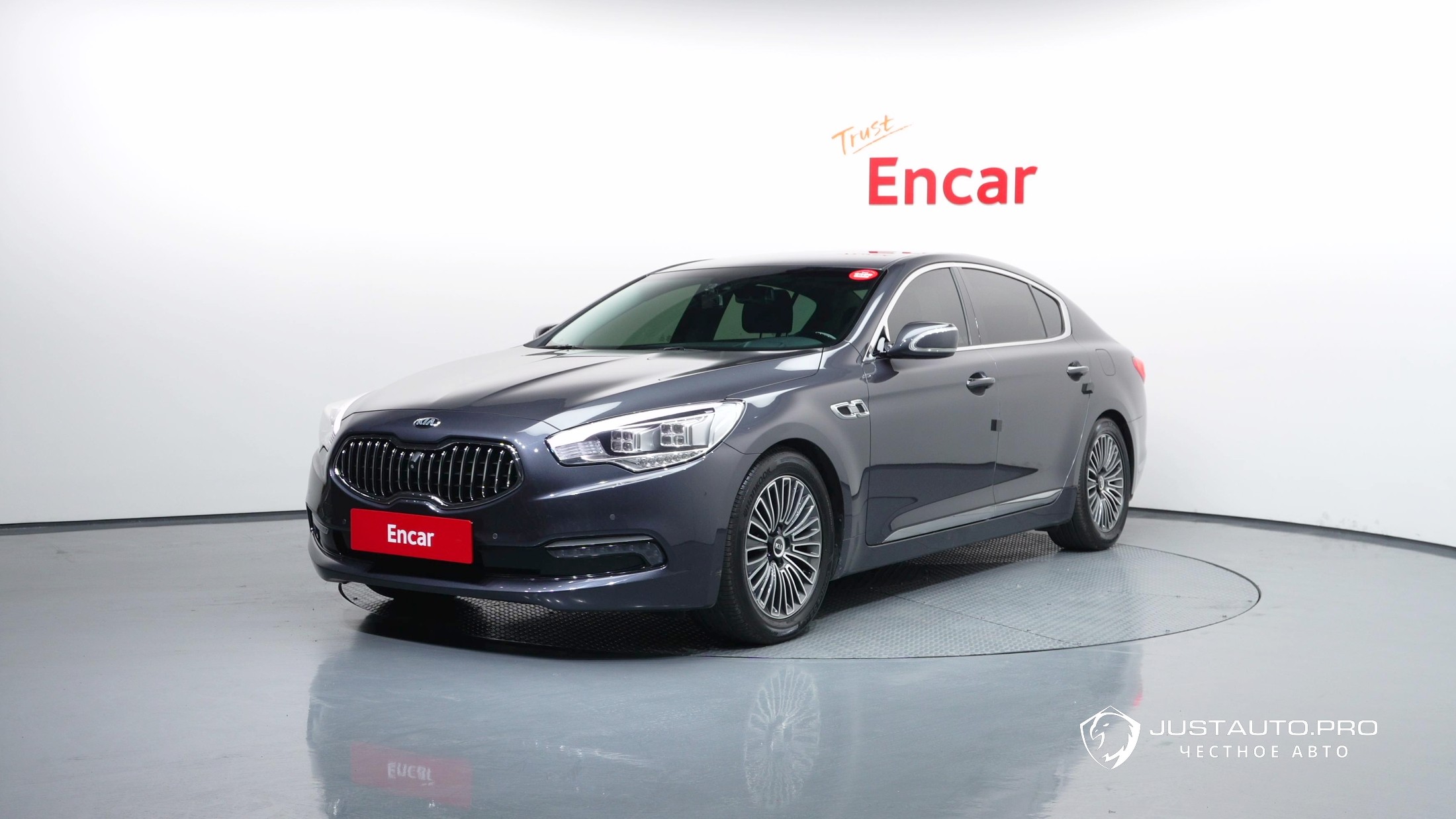 Автомобиль Kia K9