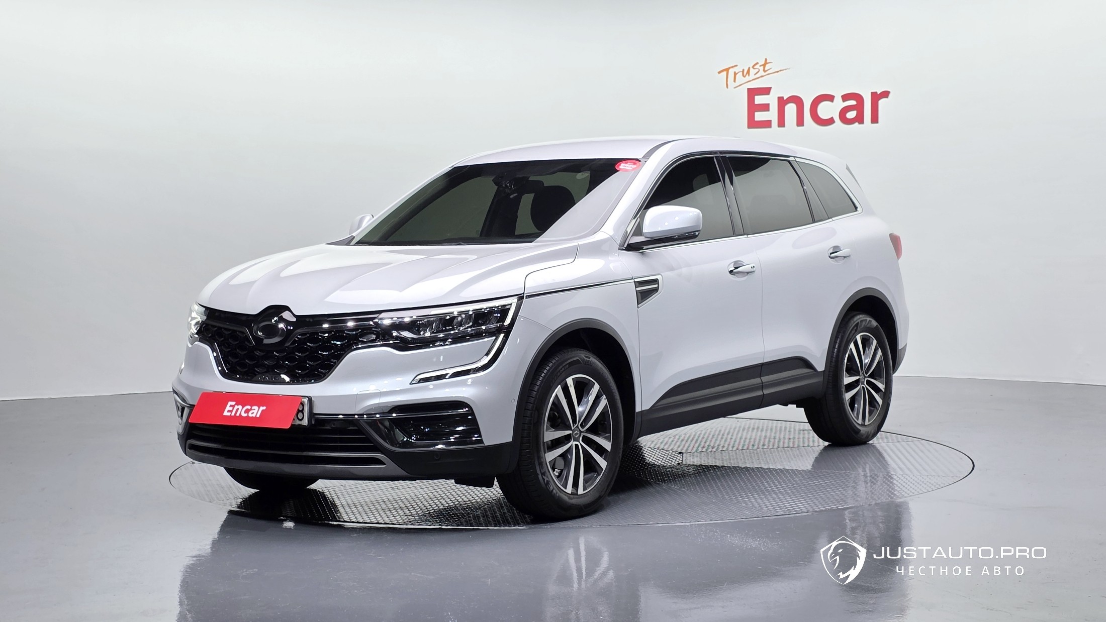 Автомобиль Renault-KoreaSamsung QM6