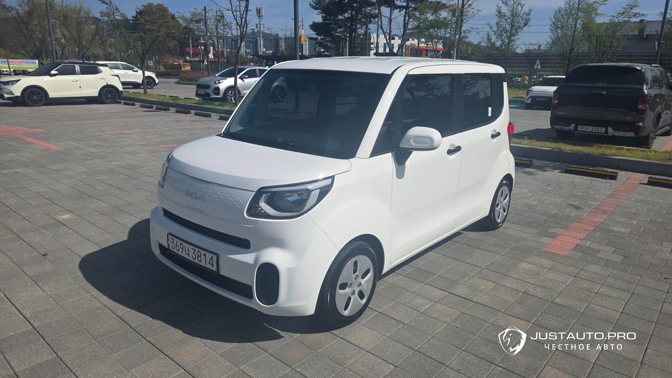 Автомобиль Kia RAY