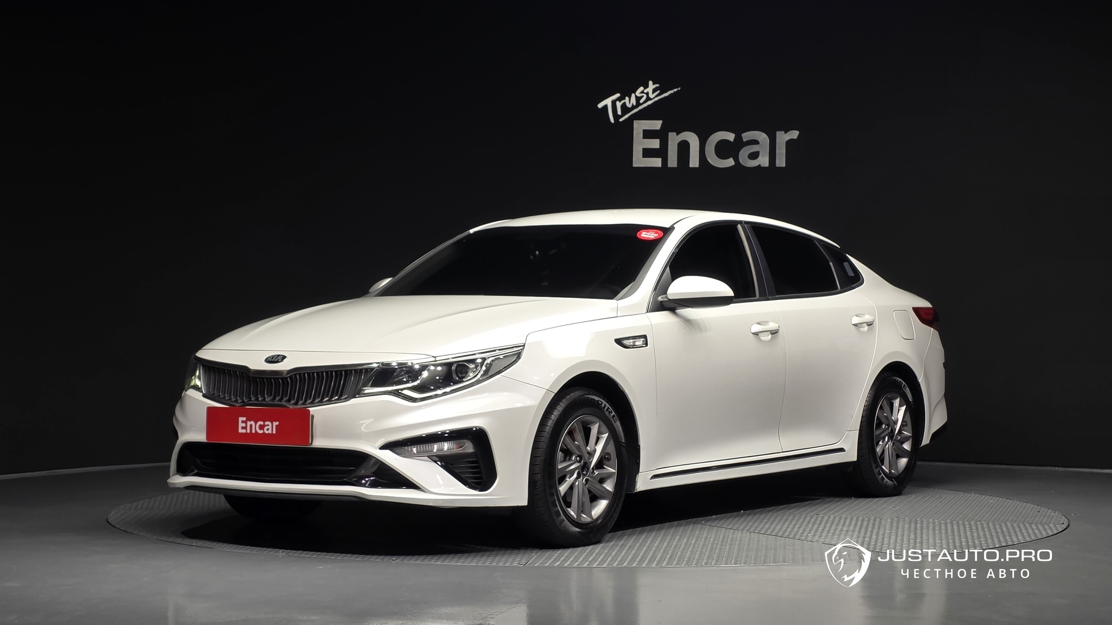 Автомобиль Kia K5