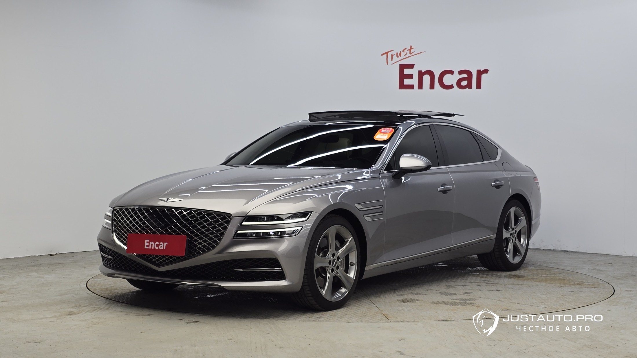 Автомобиль Genesis G80