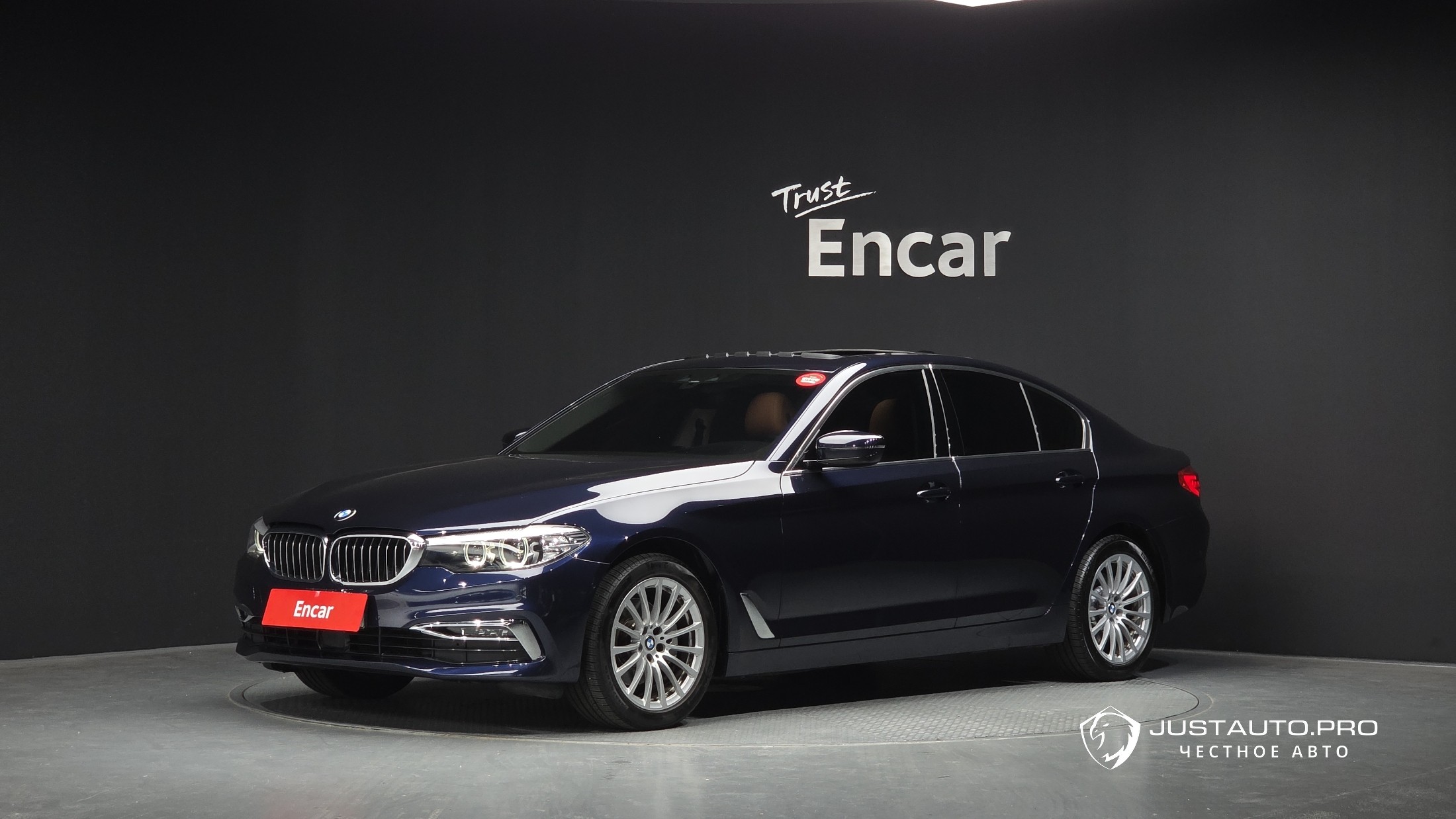 Автомобиль BMW 5-Series