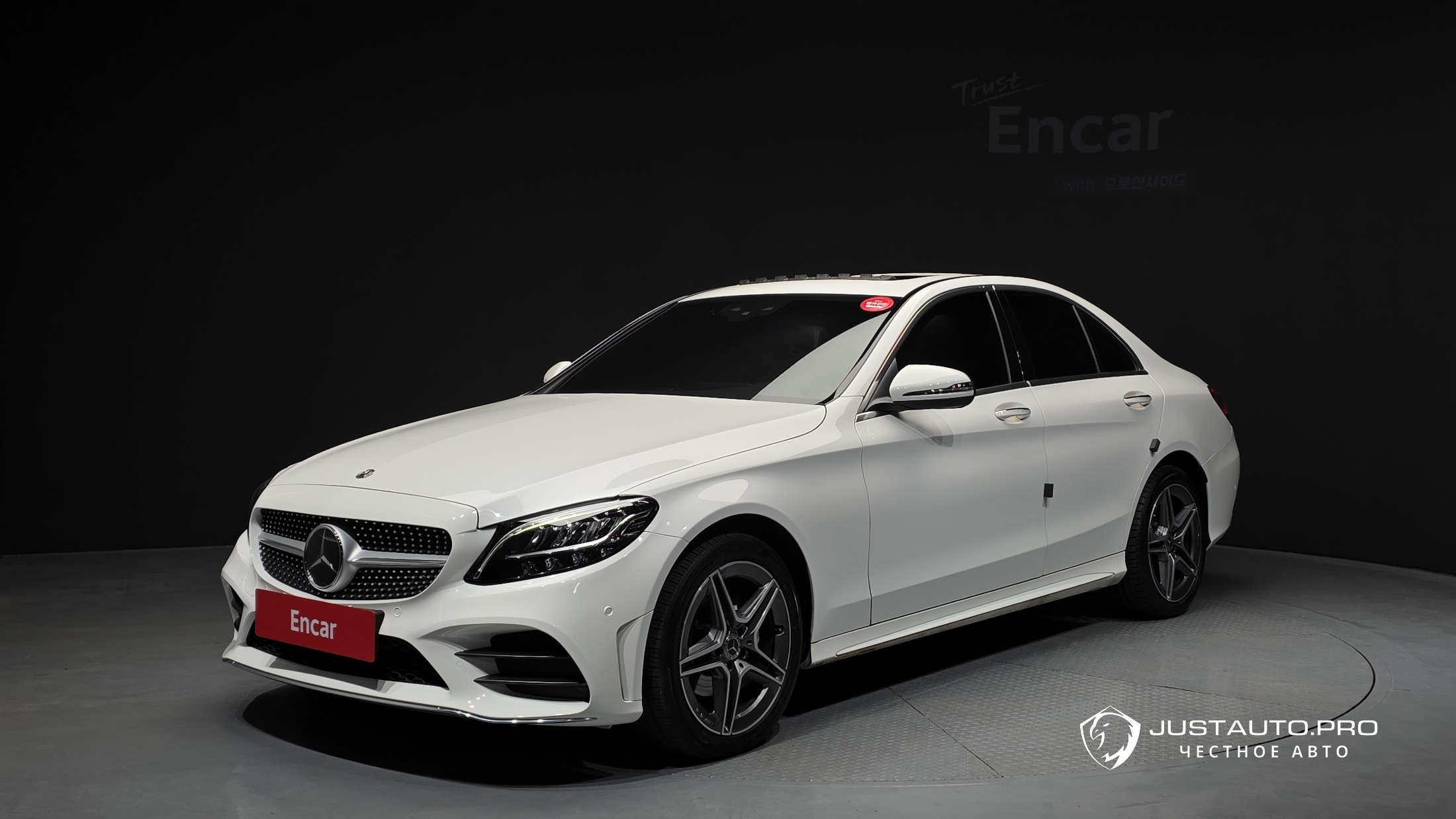 Автомобиль Mercedes-Benz C-Class