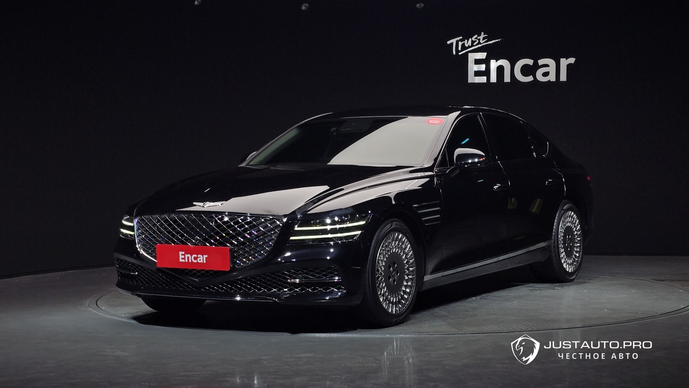 Автомобиль Genesis G80