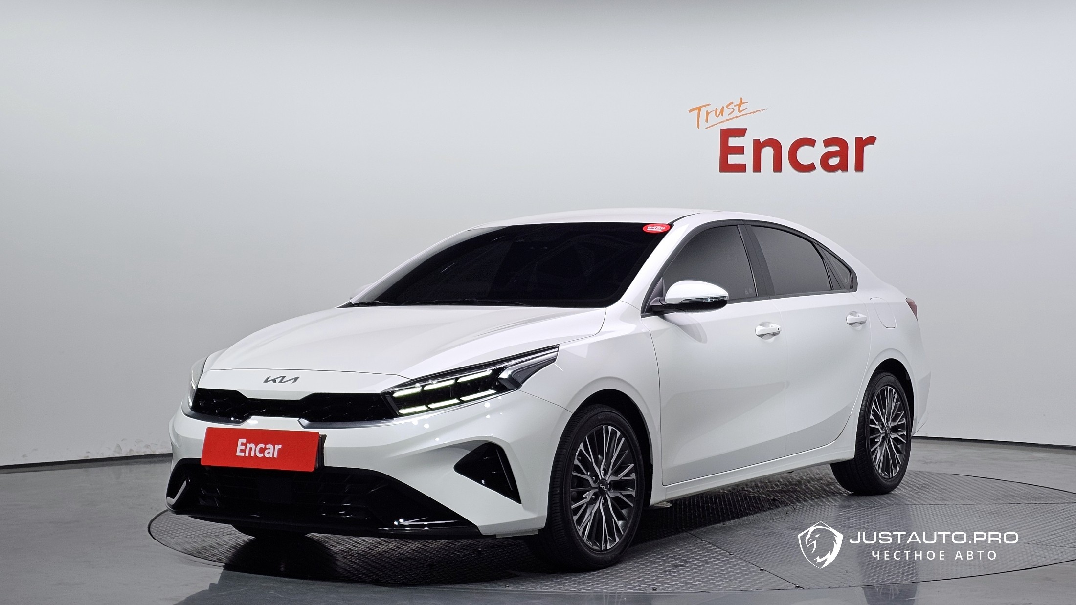 Автомобиль Kia K3