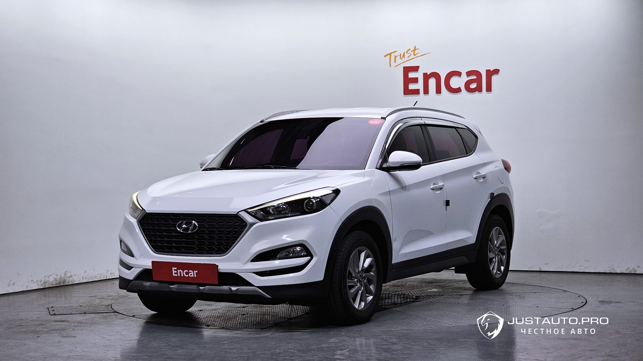 Автомобиль Hyundai Tucson