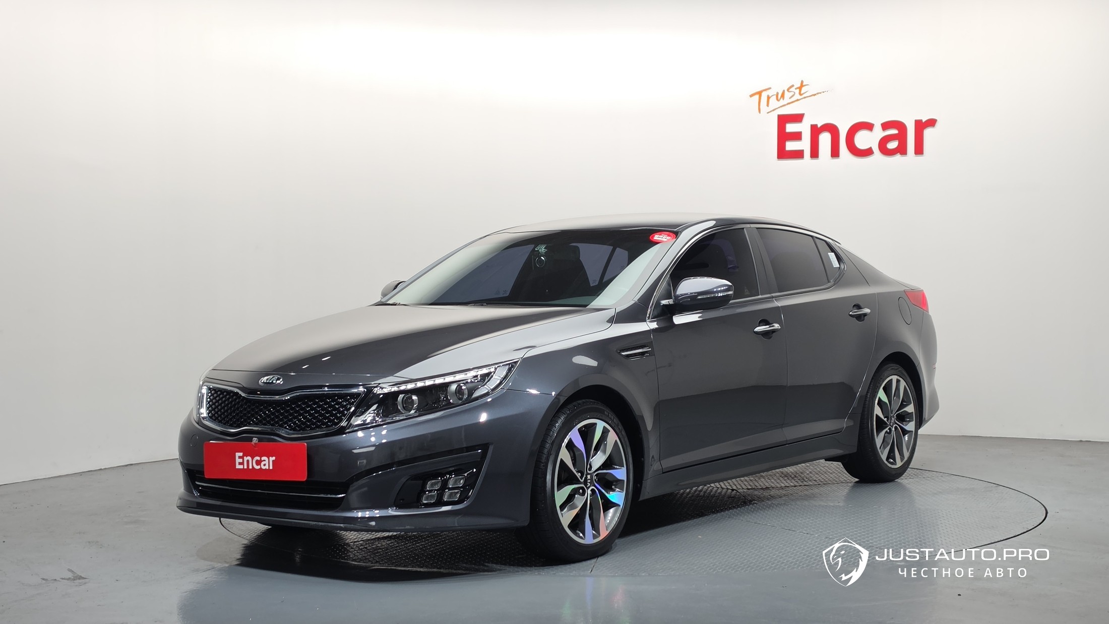 Автомобиль Kia K5