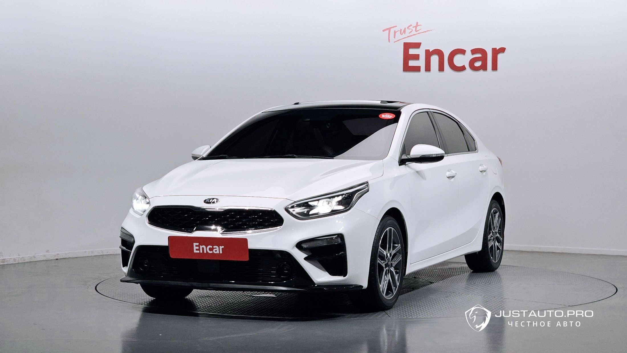 Автомобиль Kia K3
