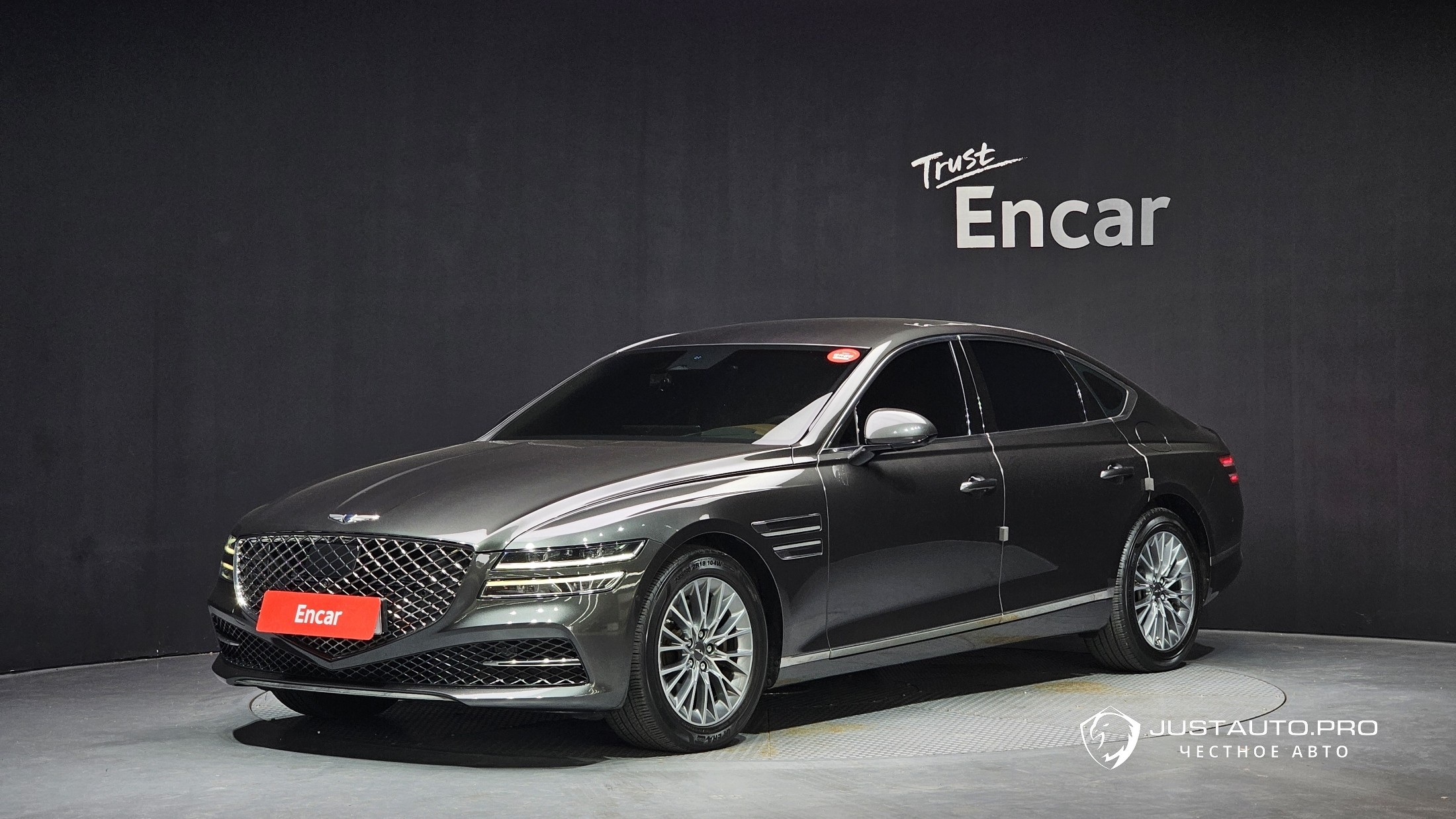 Автомобиль Genesis G80
