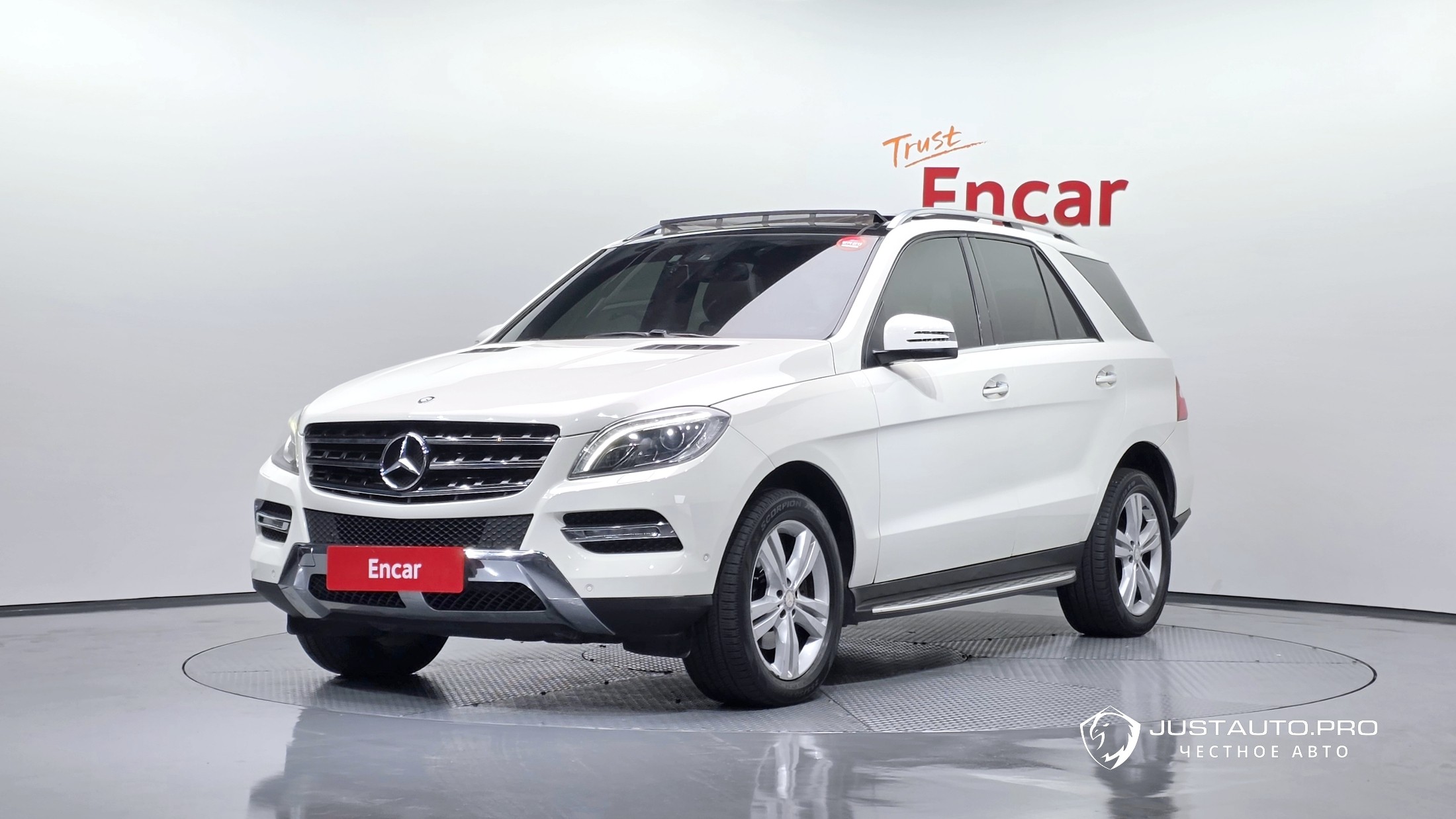 Автомобиль Mercedes-Benz M-class