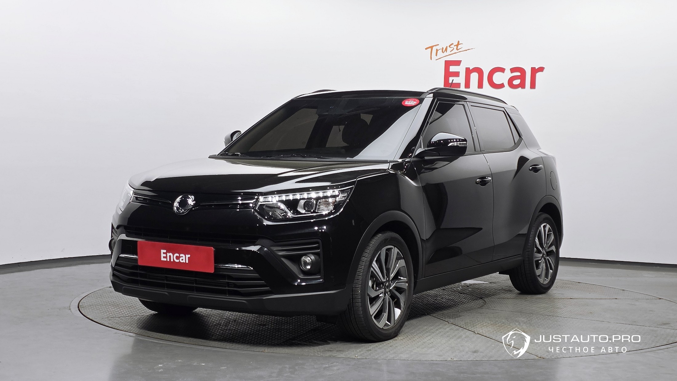 Автомобиль KG_Mobility_Ssangyong TIBOLI