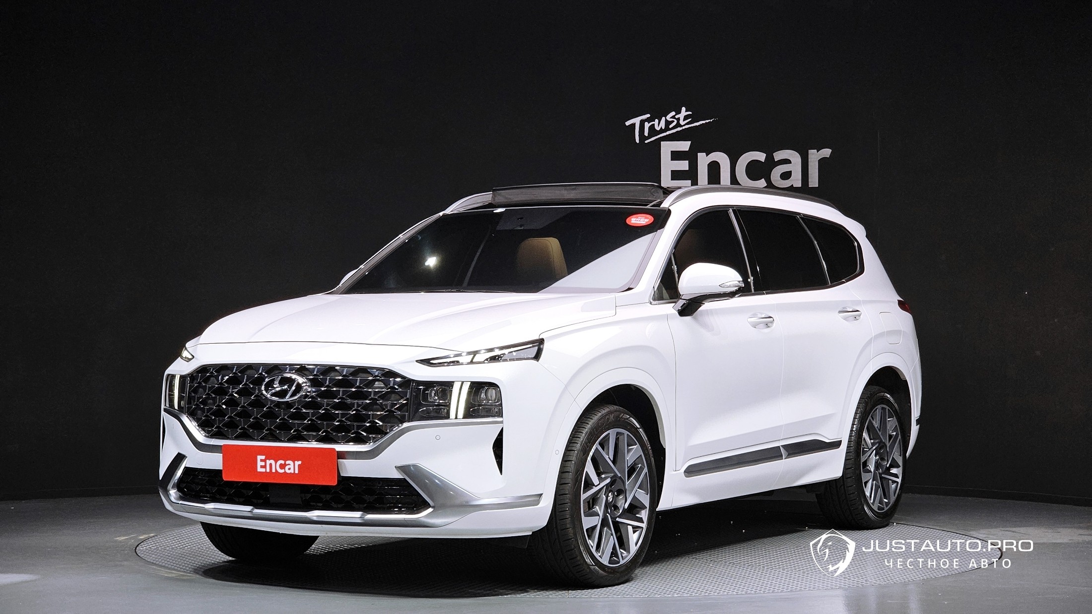 Автомобиль Hyundai Santafe