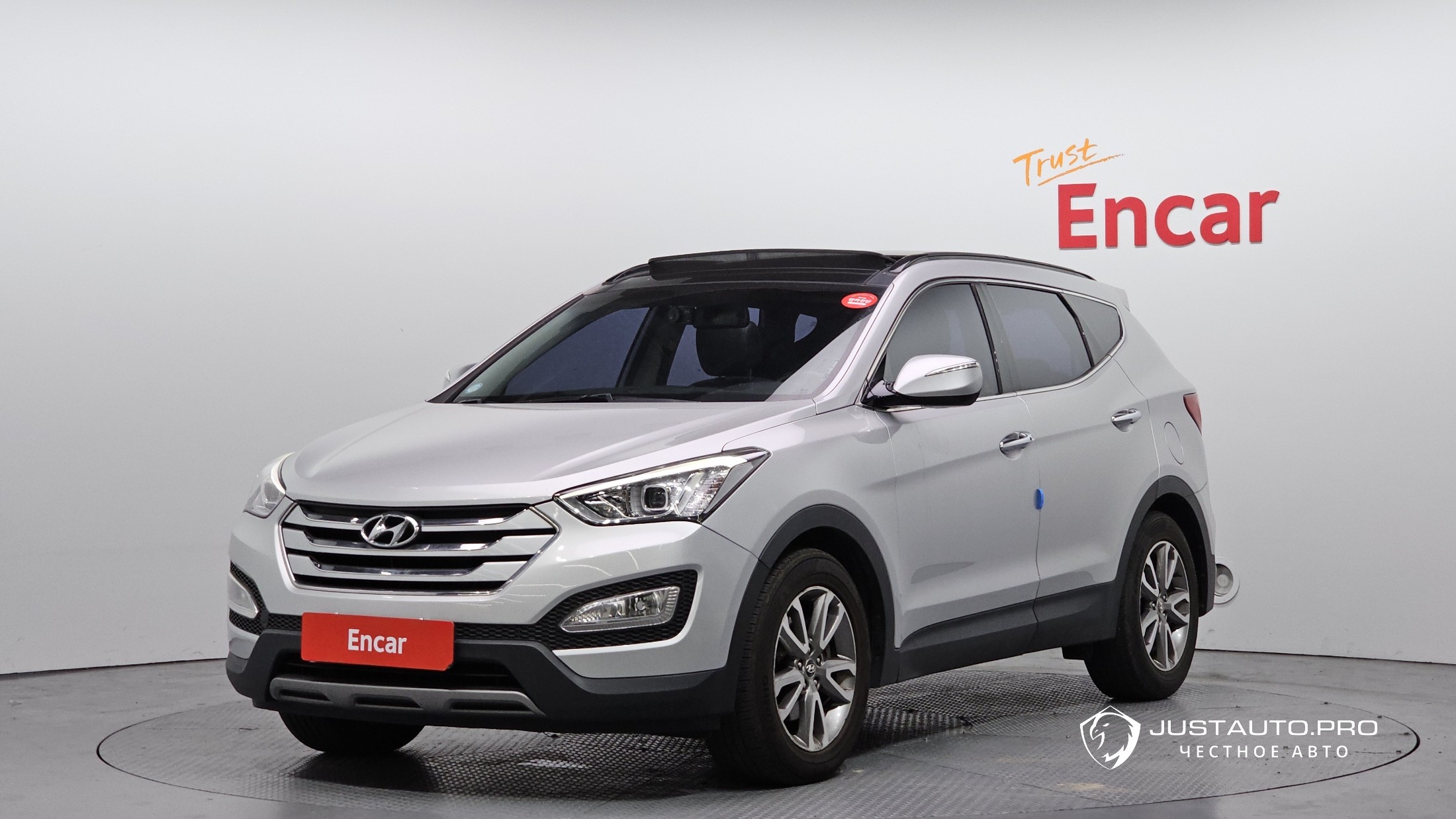 Автомобиль Hyundai Santafe